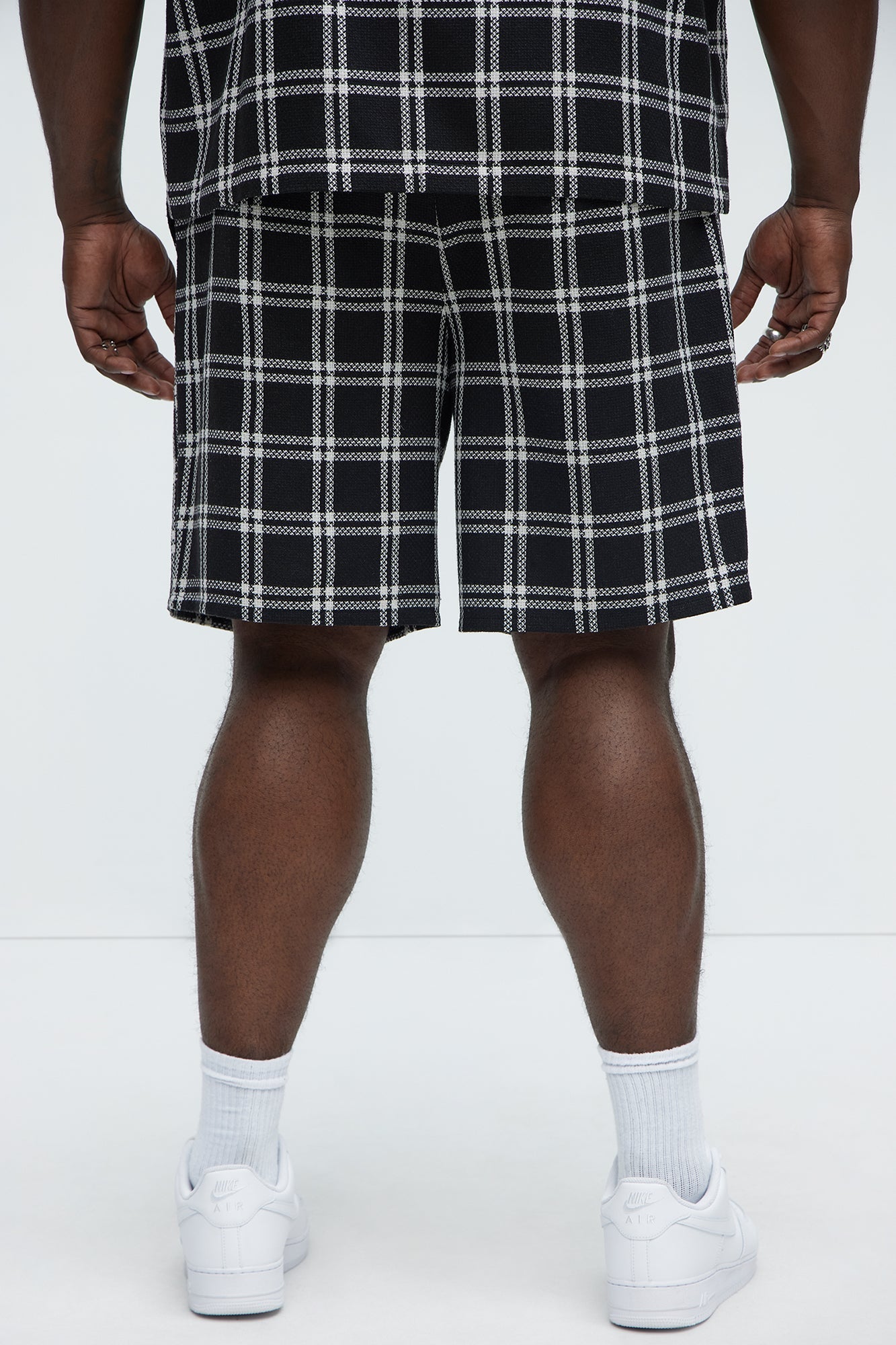 Porter Plaid Relaxed Shorts - Black/combo