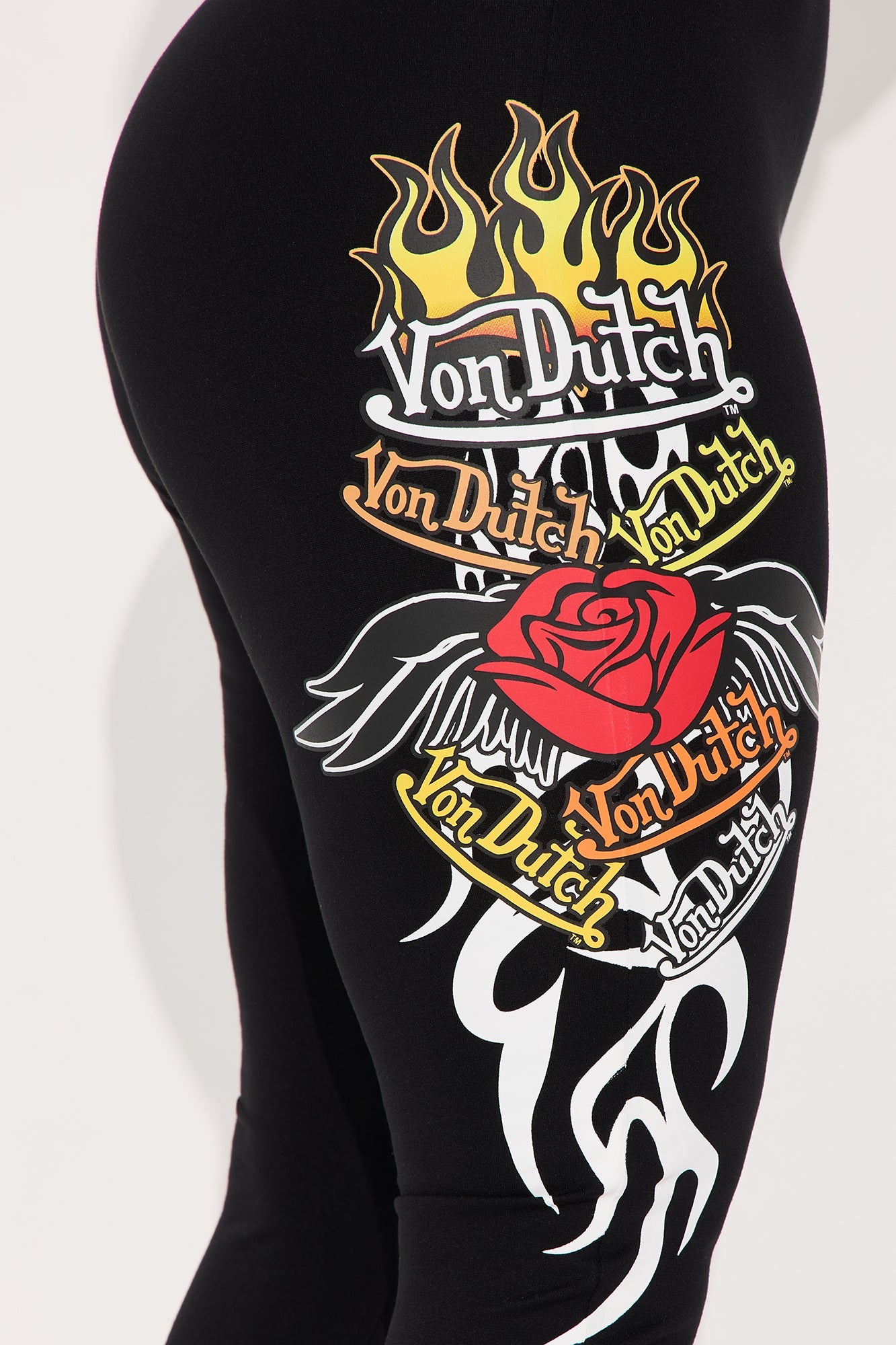 Von Dutch Fiery Heart Flared Pant - Black