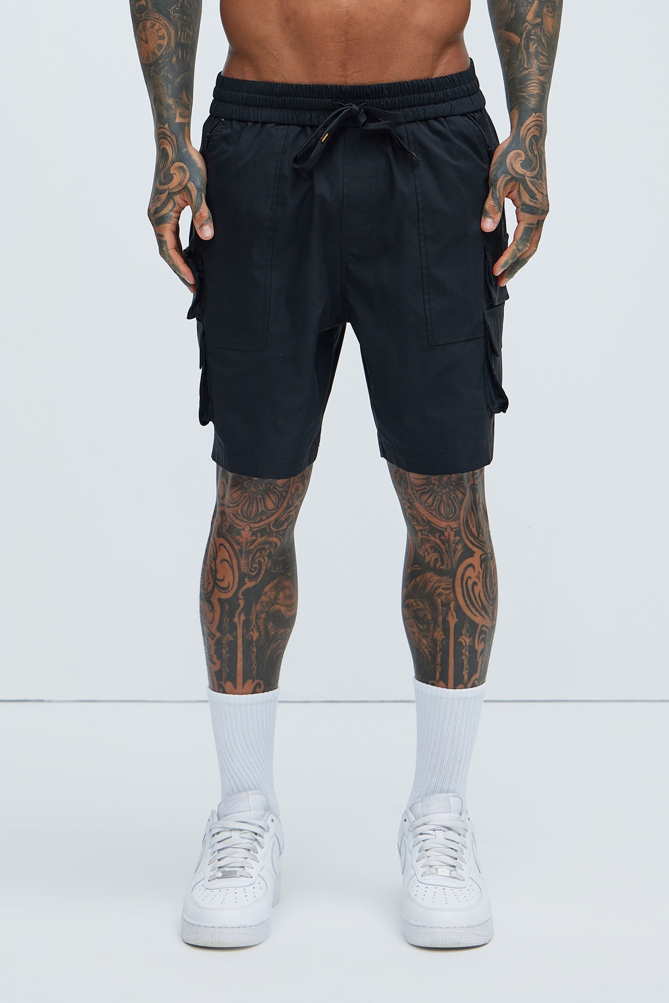 Catch Up Nylon Cargo Shorts - Black