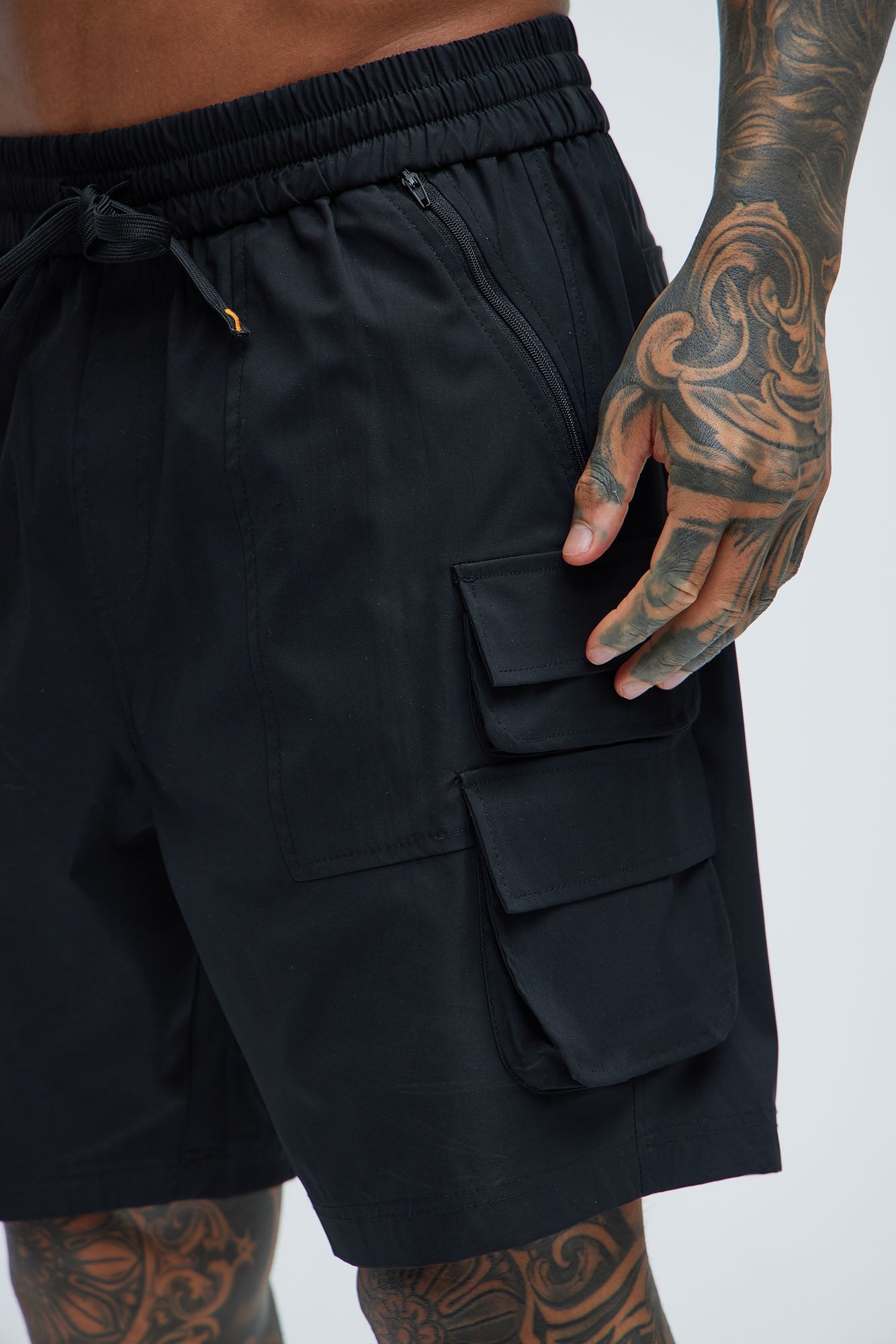 Catch Up Nylon Cargo Shorts - Black