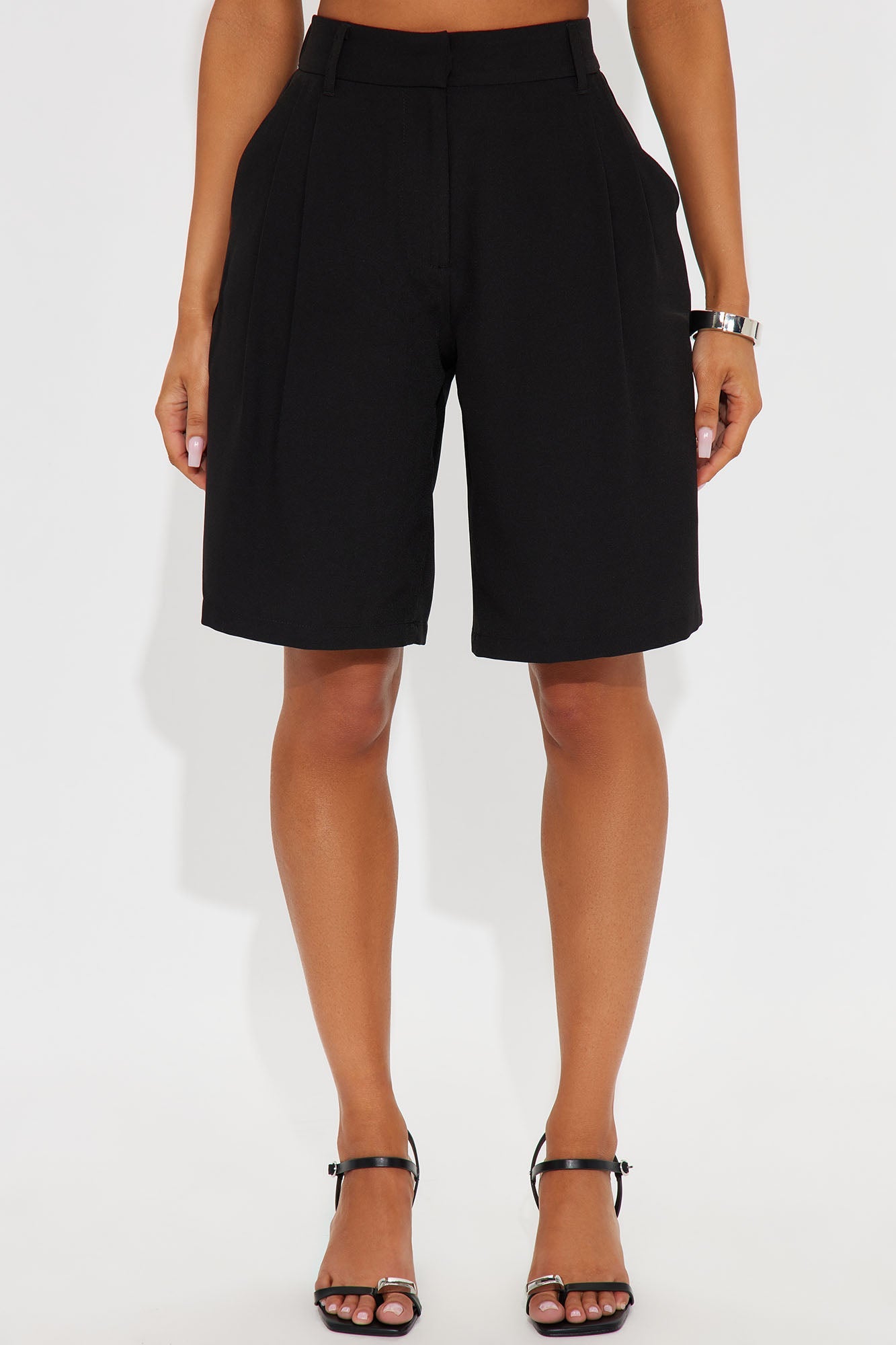 Rosie Trouser Bermuda Short - Black