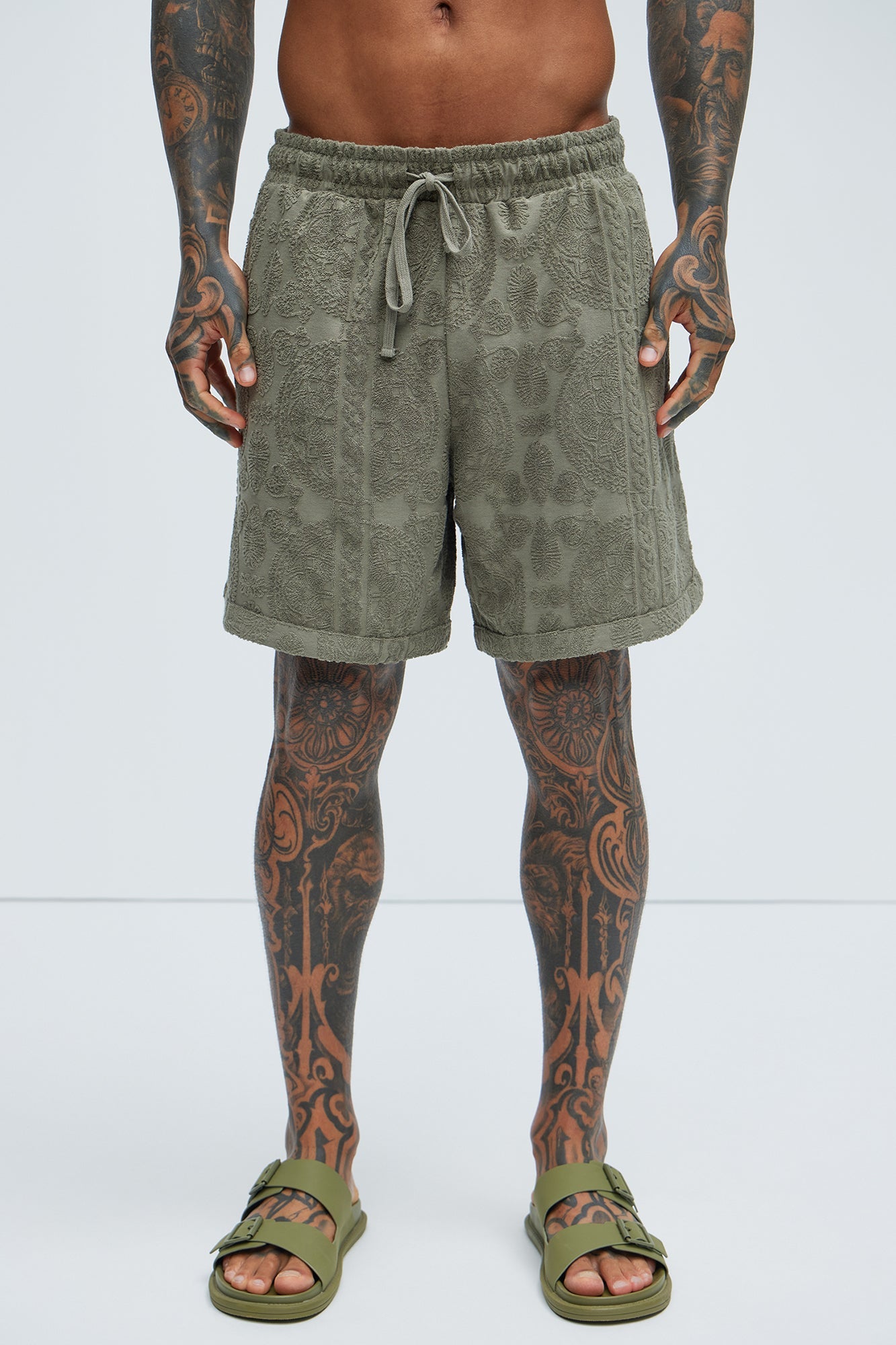 Link Textured Shorts - Olive