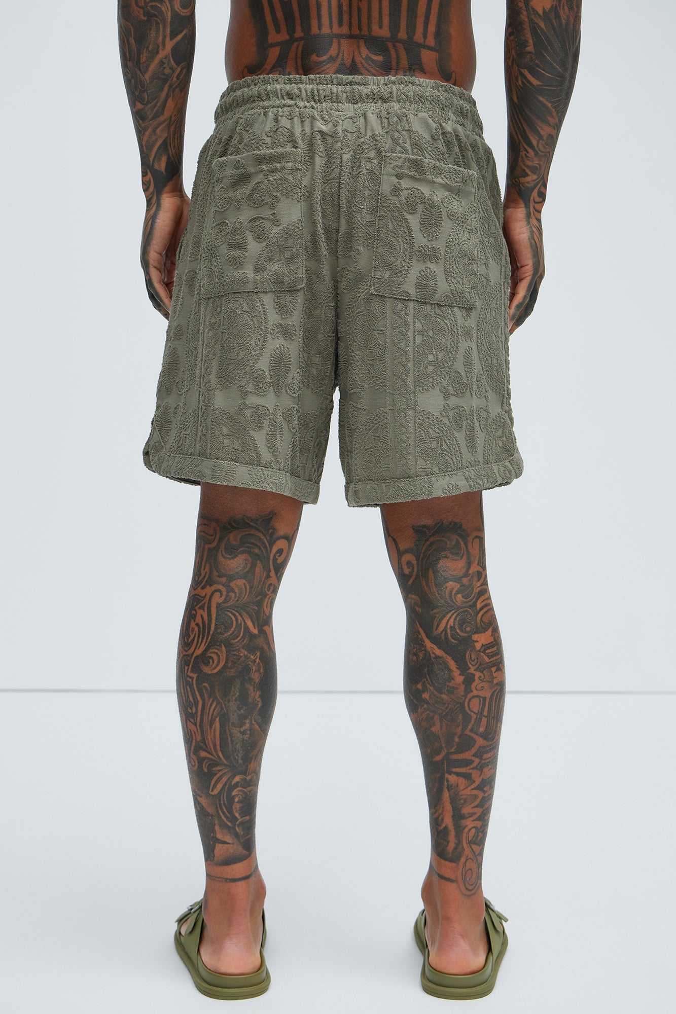 Link Textured Shorts - Olive