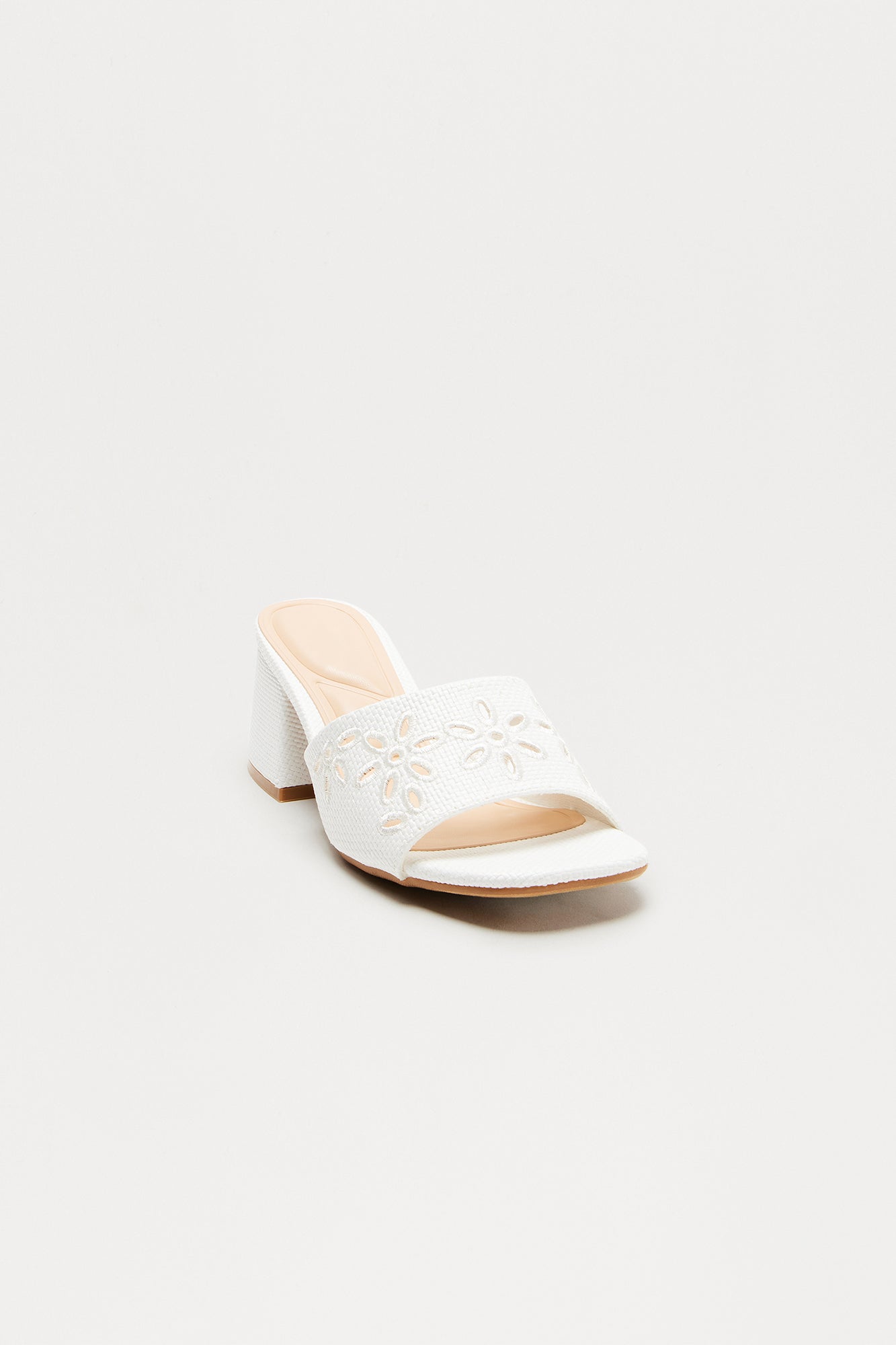 Ray Eyelet Mules - White
