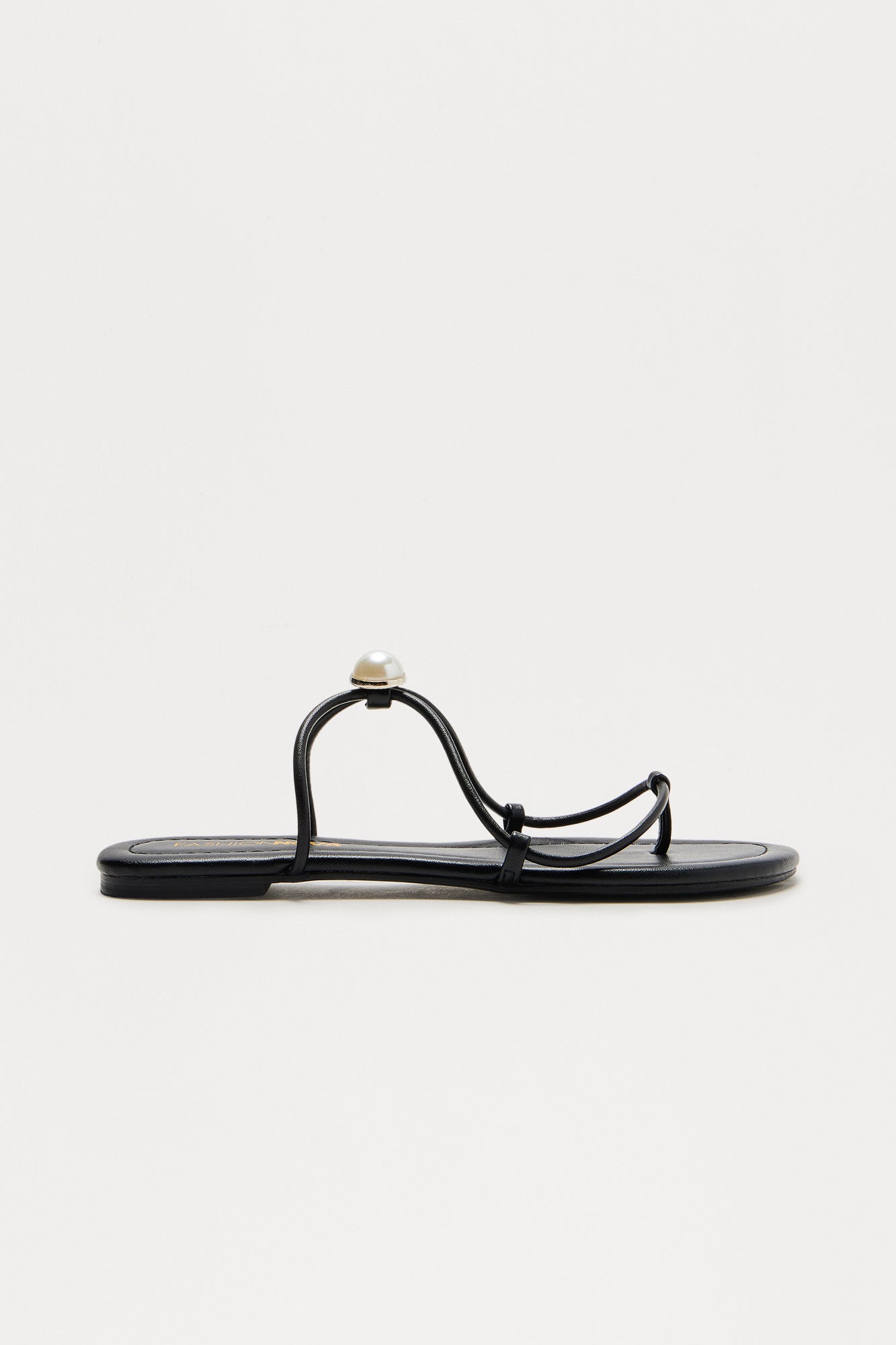 Yeva Pearl Sandals - Black