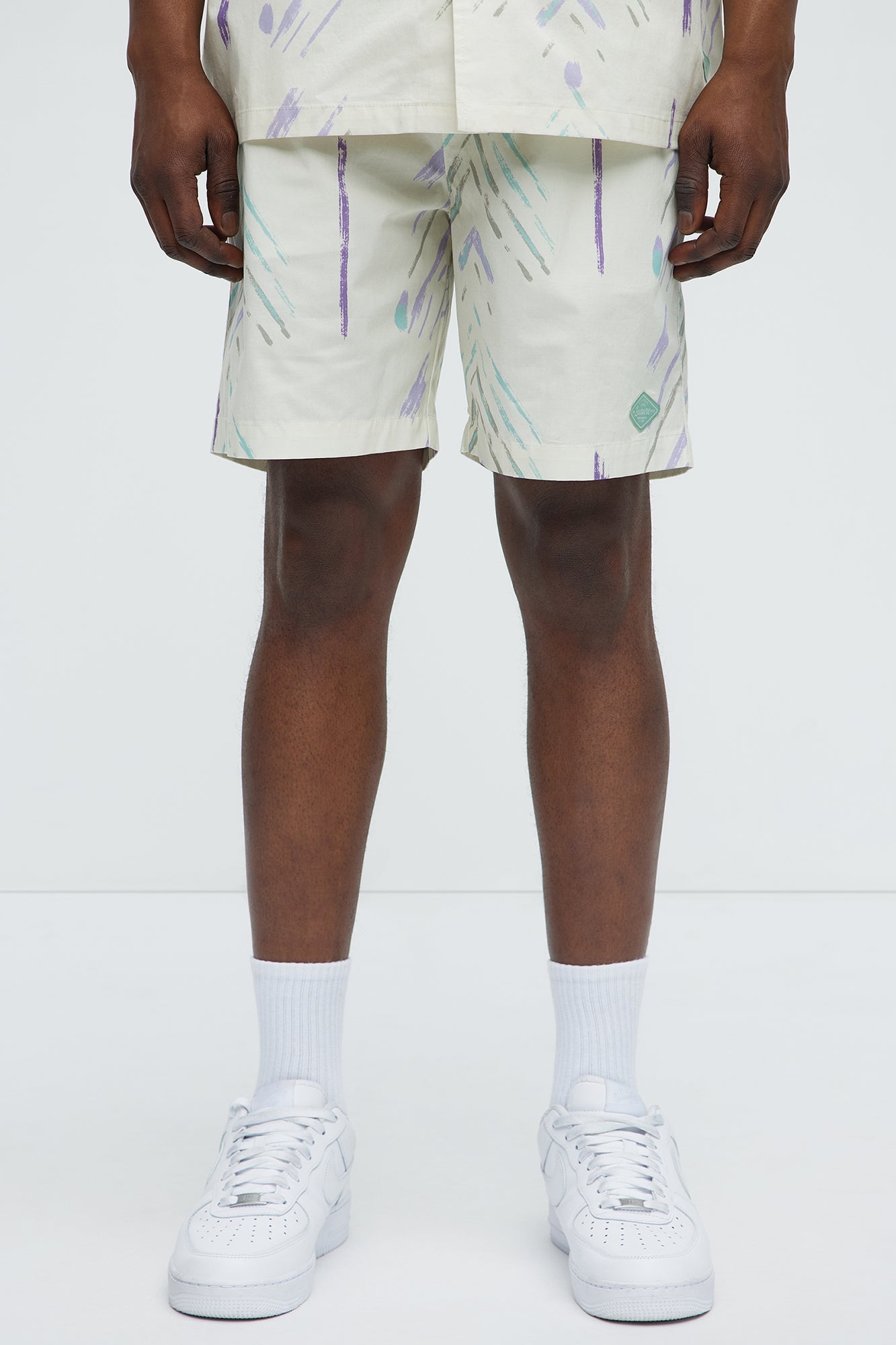 Strokes Poplin Relaxed Shorts - Cream