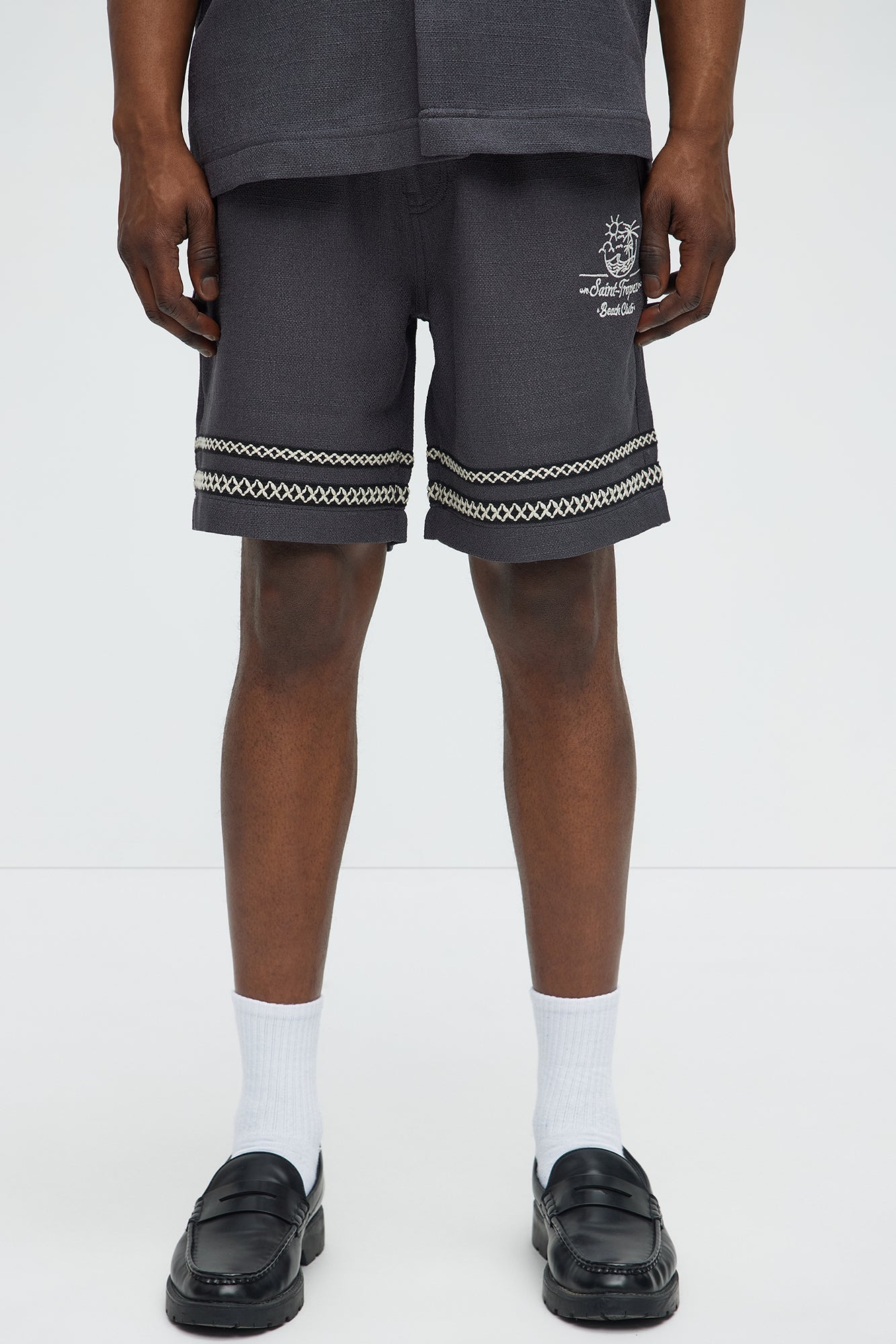 Saint Tropez Beach Club Linen Like Relaxed Short - Black
