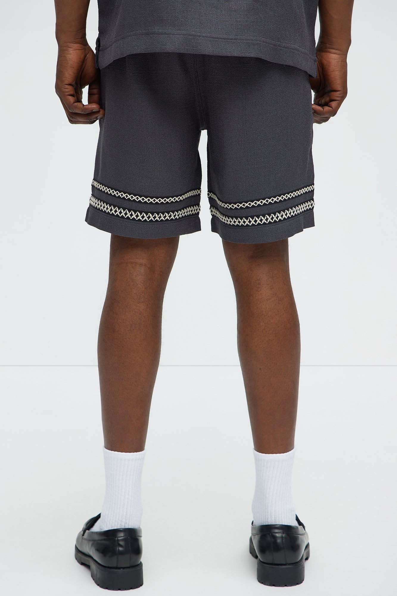 Saint Tropez Beach Club Linen Like Relaxed Short - Black