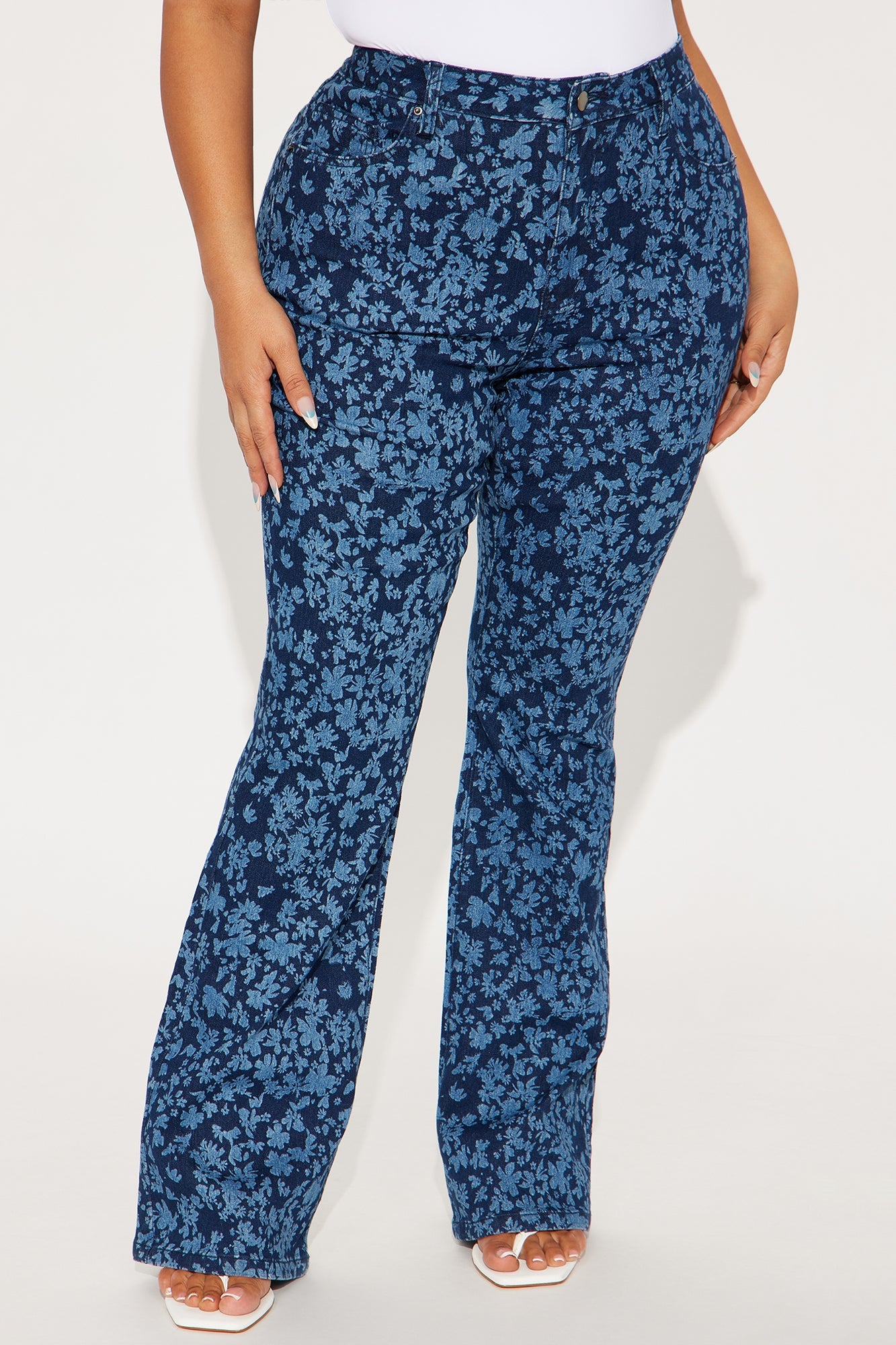 Free Spirit Stretch Bootcut Jeans - Dark Wash