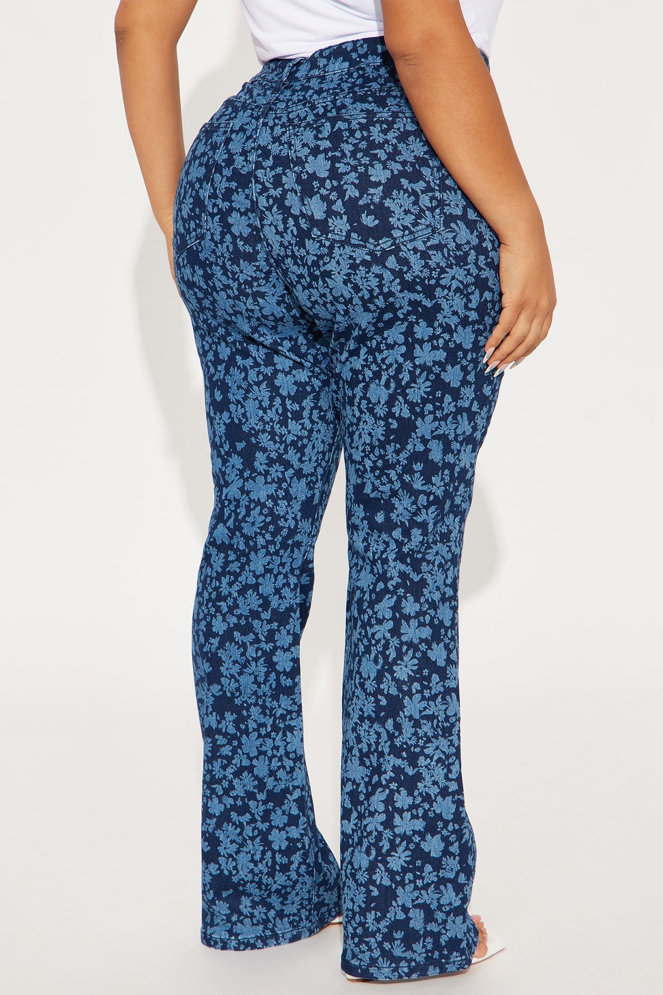 Free Spirit Stretch Bootcut Jeans - Dark Wash