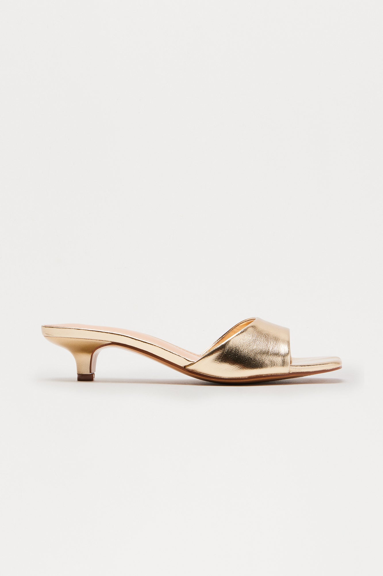 Day Outing Kitten Heels - Gold