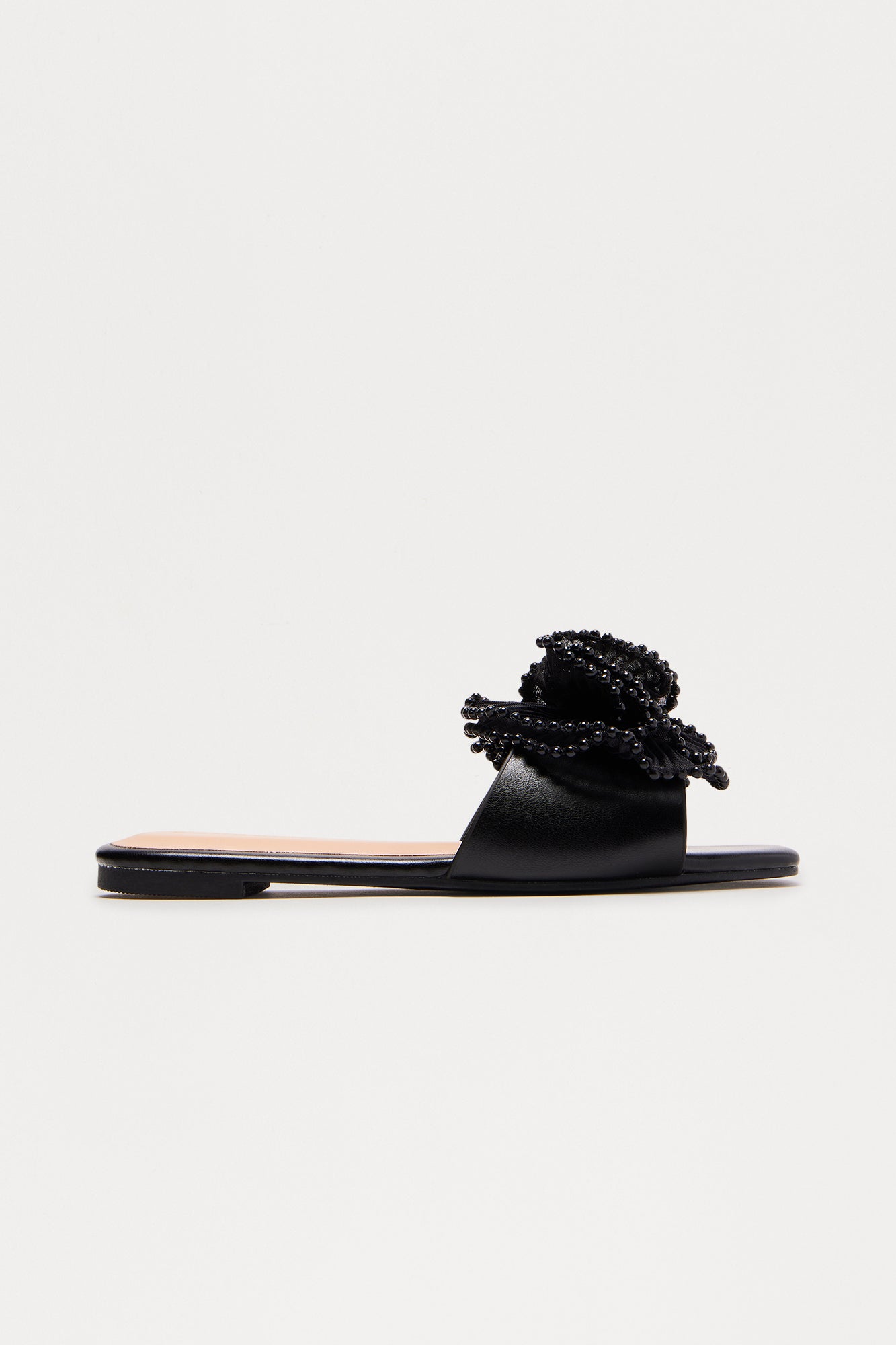 Cheer Pearl Ruffle Sandals - Black