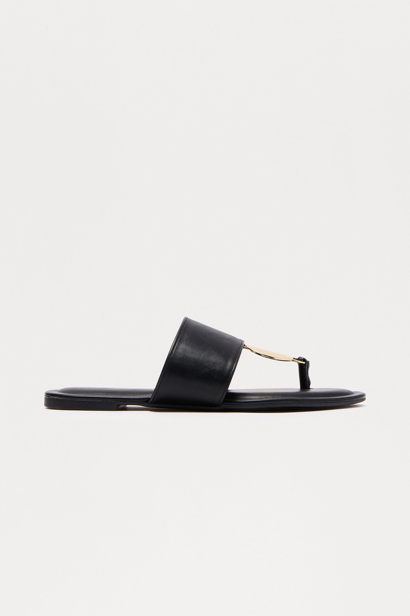 Emerald Bay Hardware Flip Flops - Black