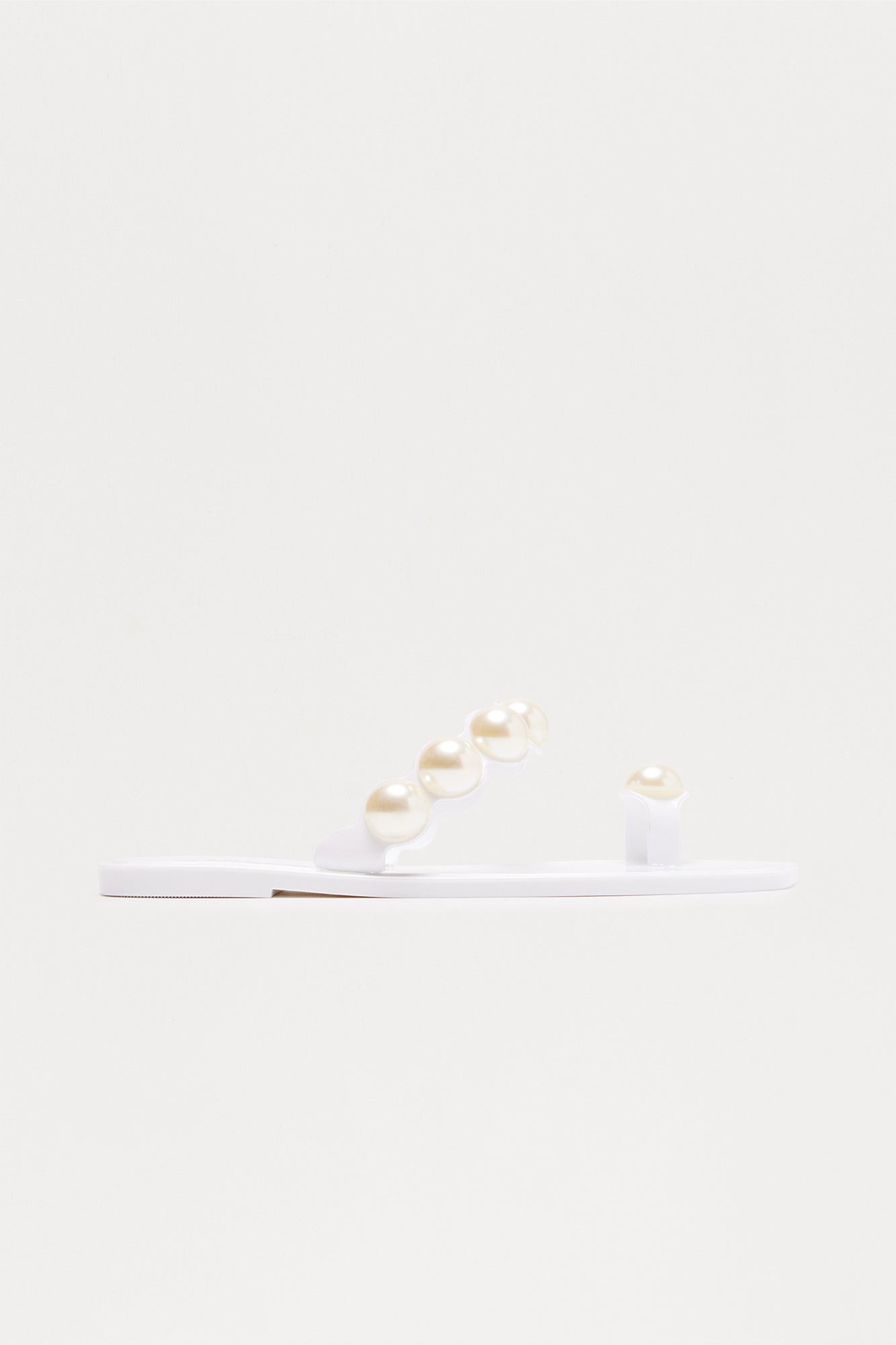 Radiate Toe Ring Jelly Sandals - White