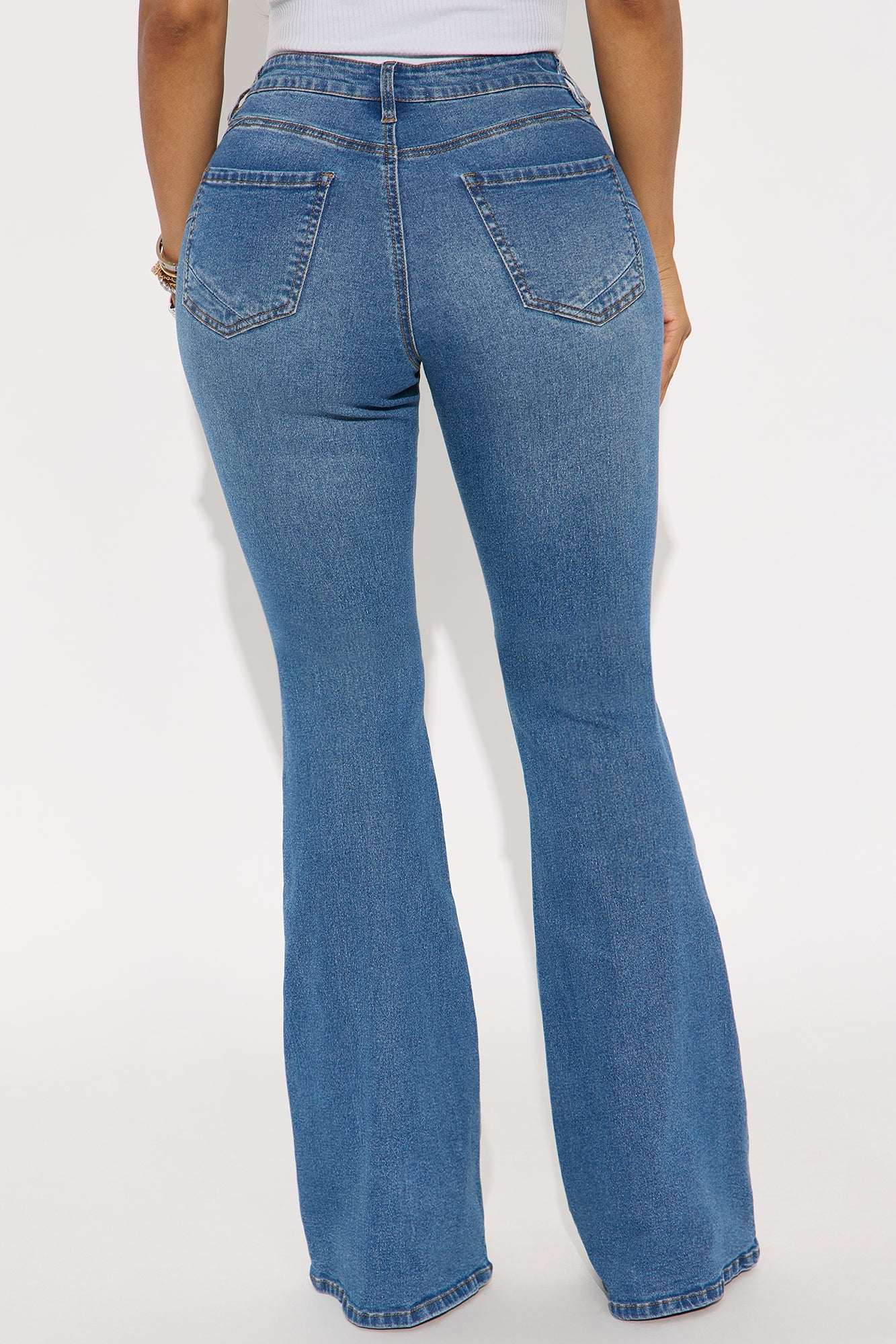 Tall Vibe Check Curvy Stretch Flare Jeans - Medium Wash