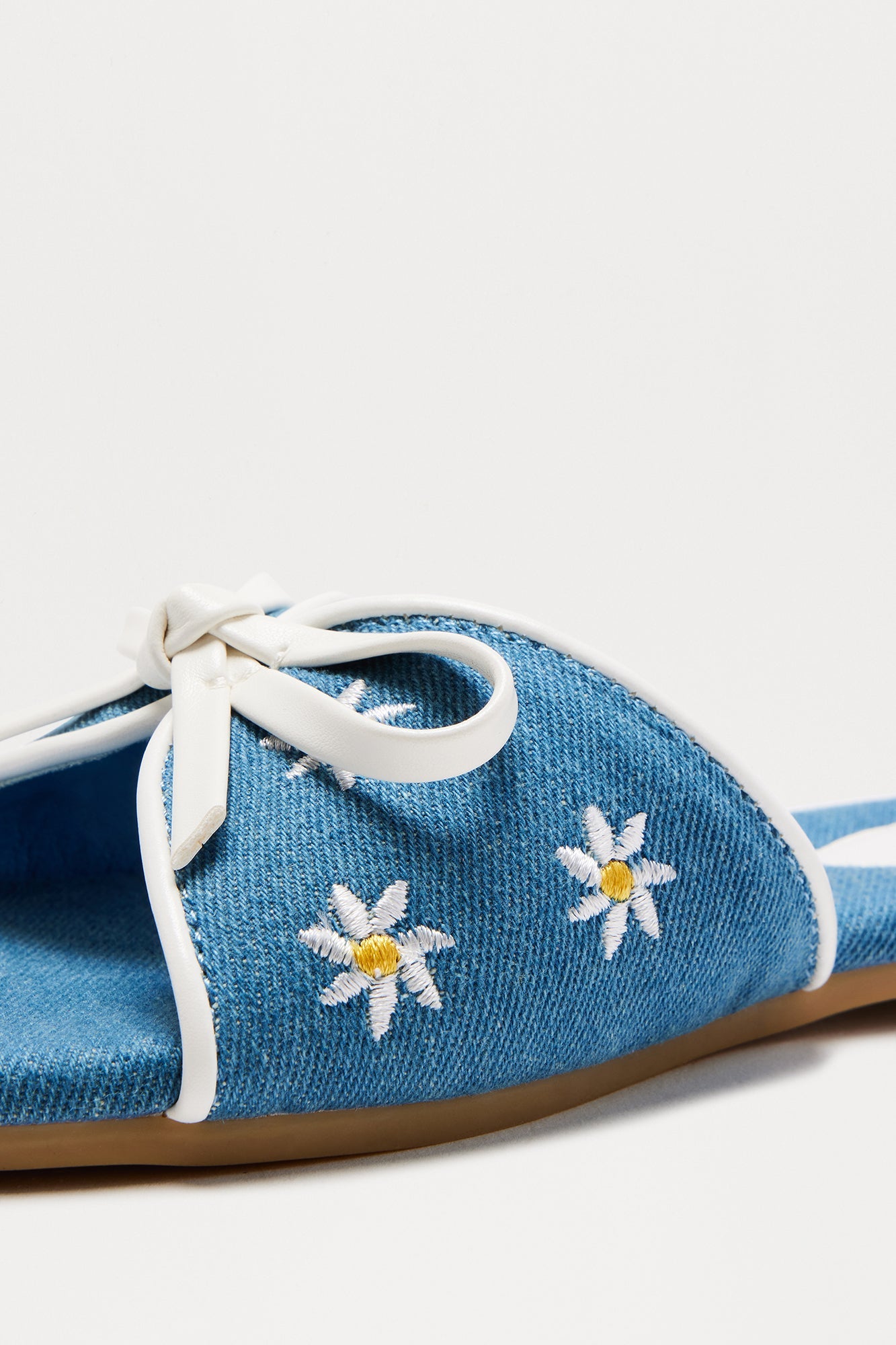 Fruity Bow Sandals - Blue