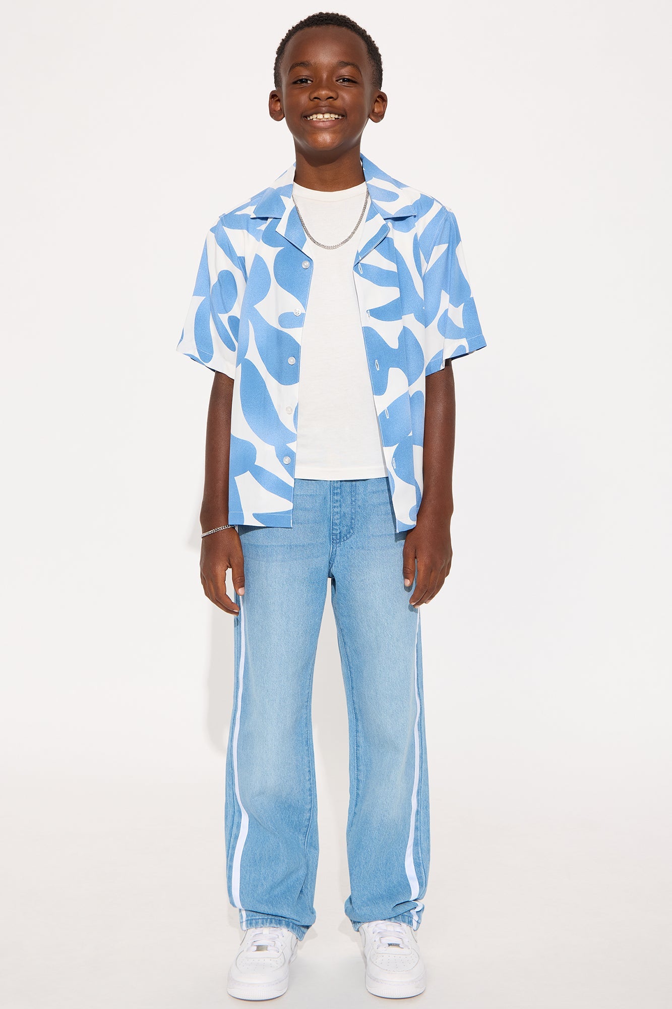 Mini Running These Streets Baggy Jeans - Light Wash