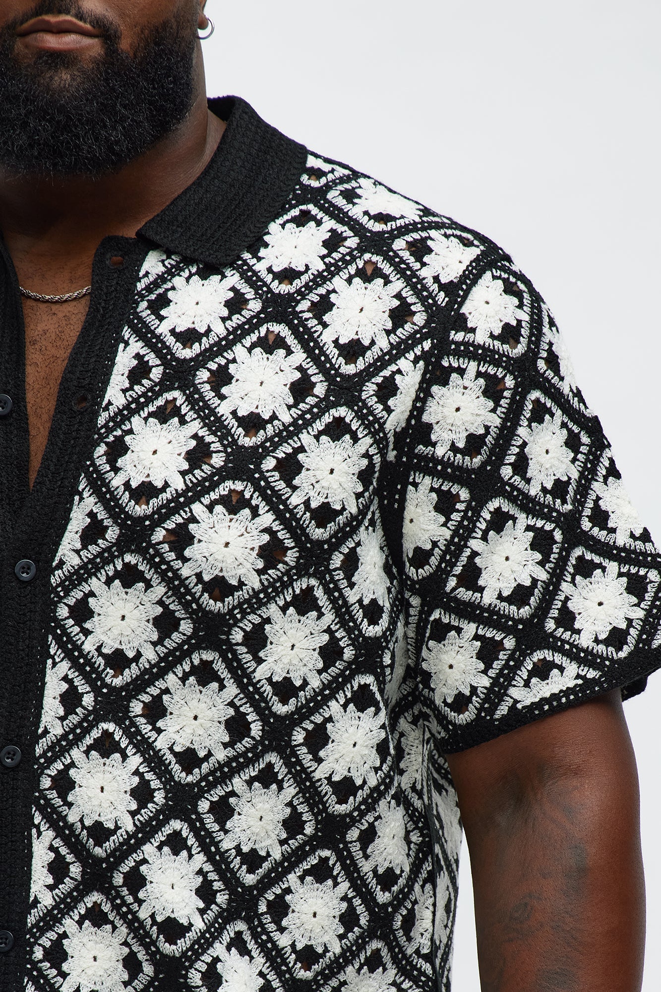 Crochet Starry Diamonds Closed Collar Shirt - Black/White