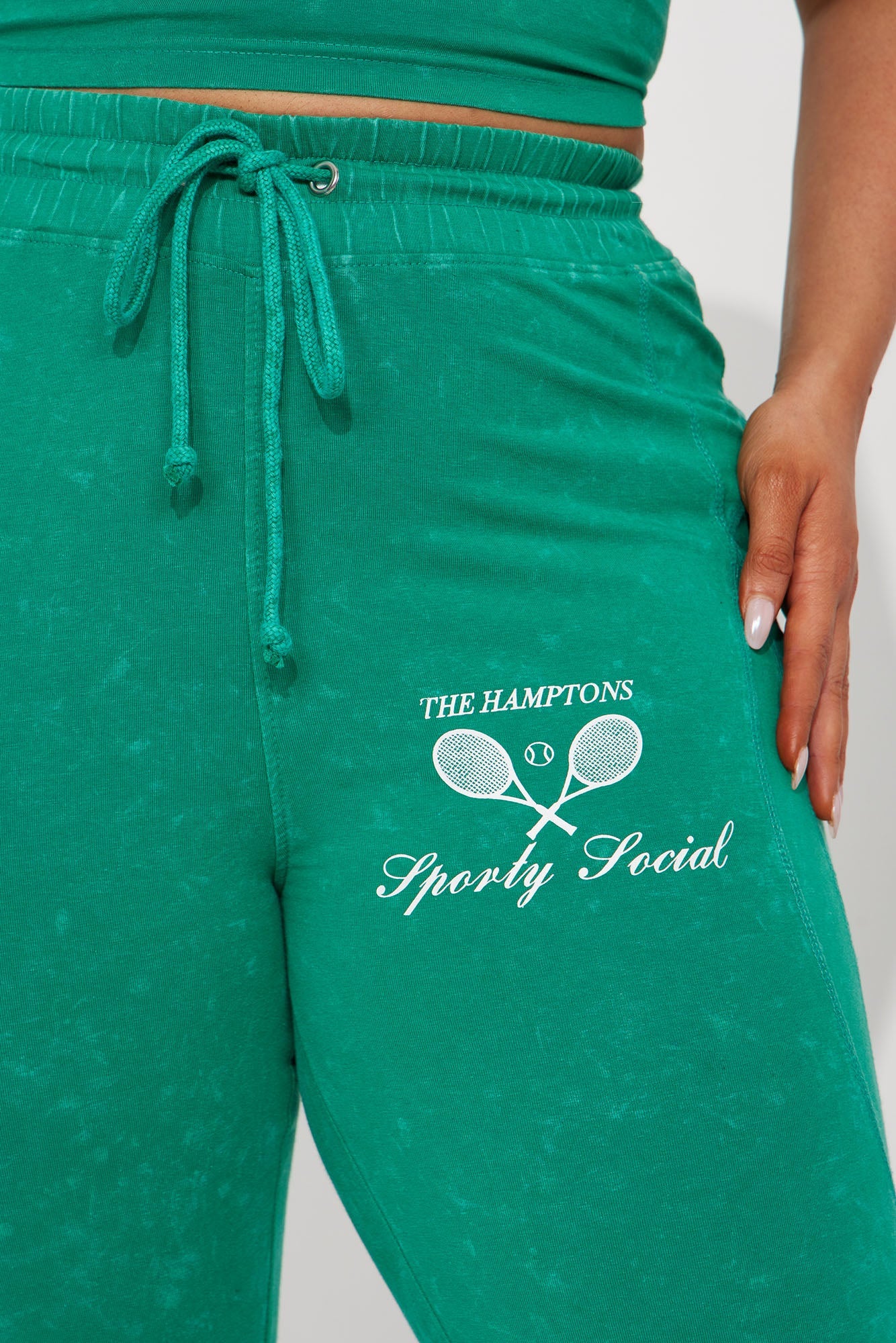 The Hamptons Sporty Flared Pant - Green