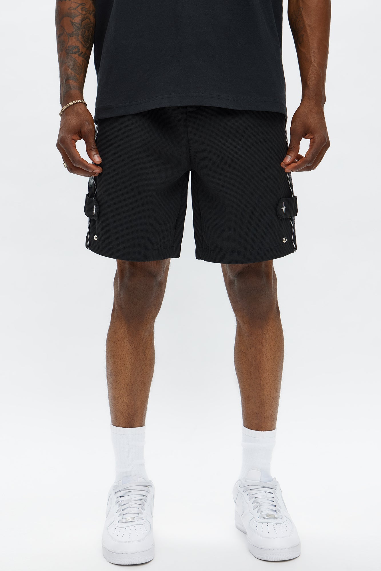 Relaxed Bright Stars Studded Sweatshorts - Black
