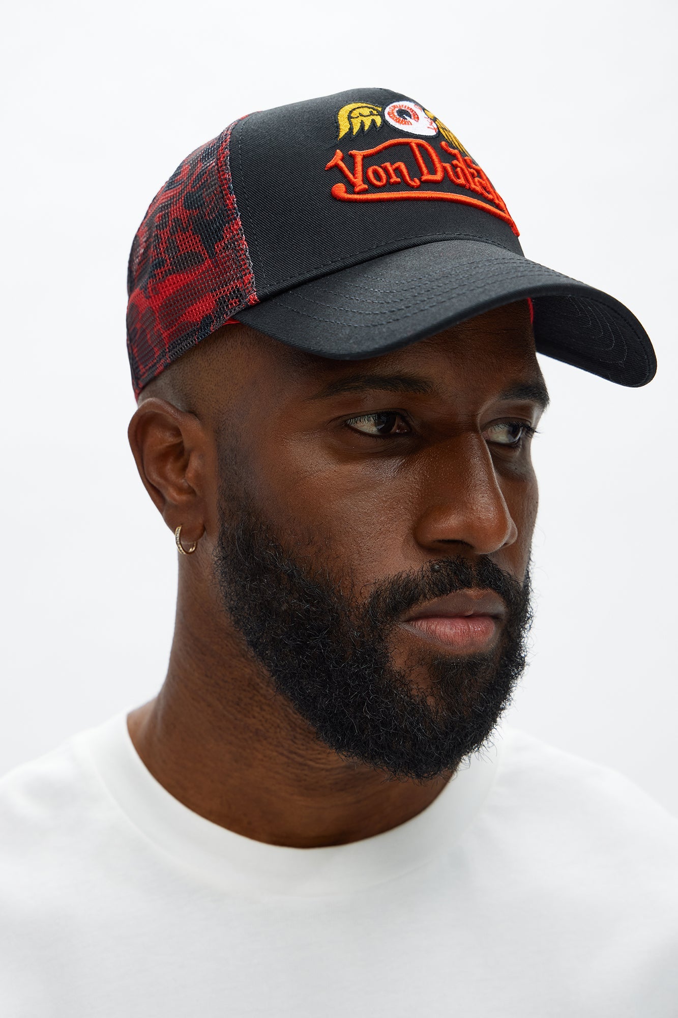 Von Dutch Flying Eye Camo Trucker Hat - Black/Red
