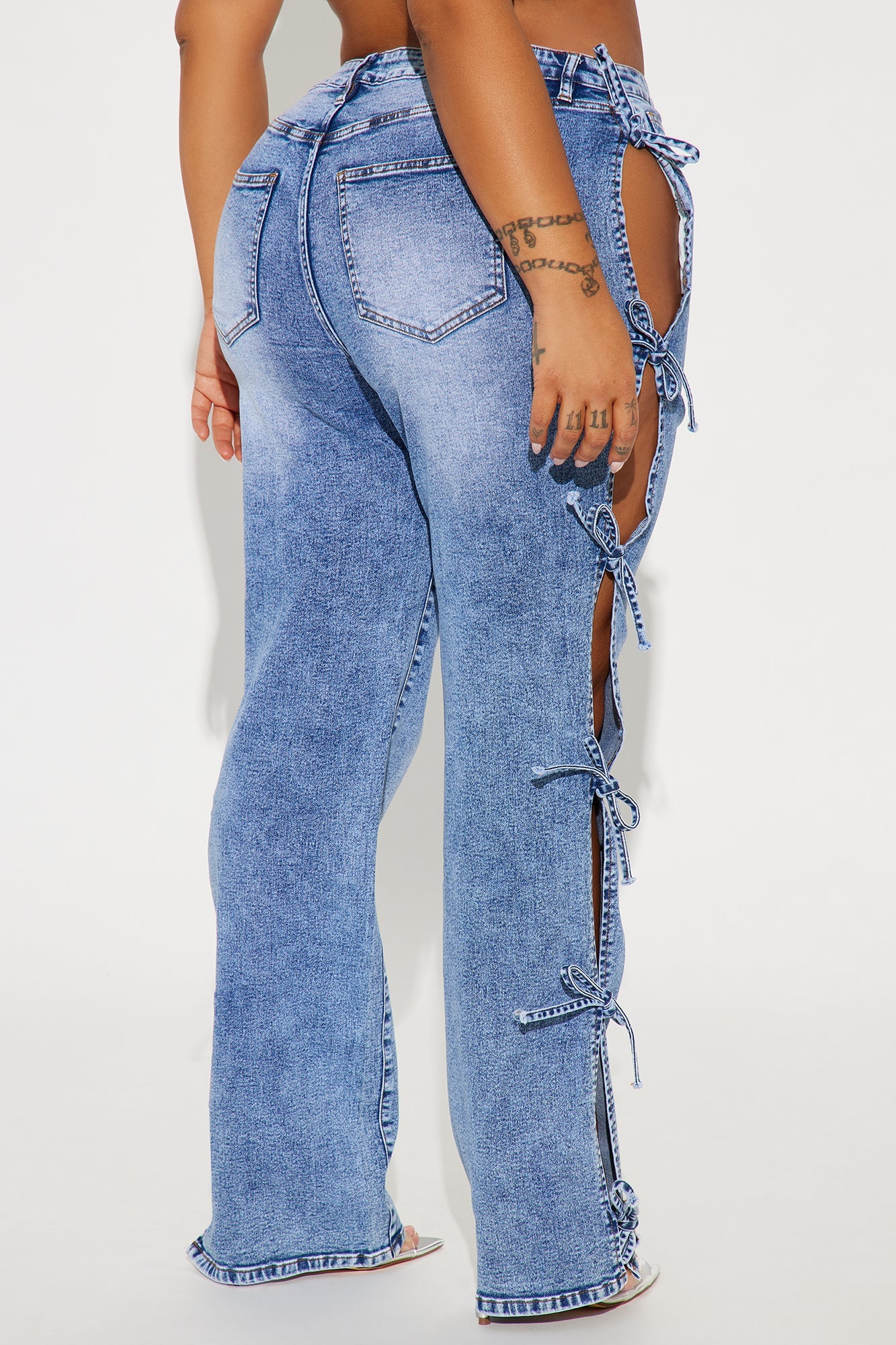 Tied In A Bow Stretch Straight Leg Jeans - Medium Wash
