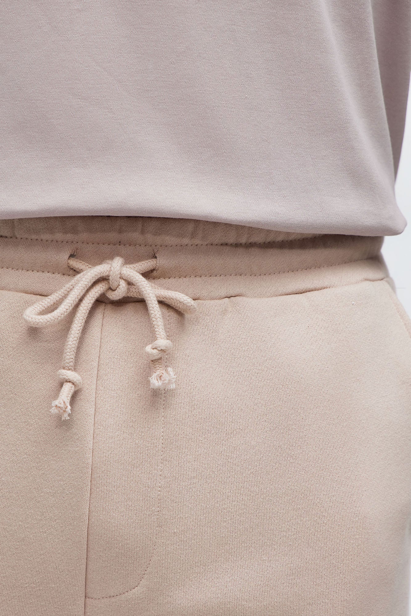 Luck Over Chance Baggy Sweatshort - Mauve