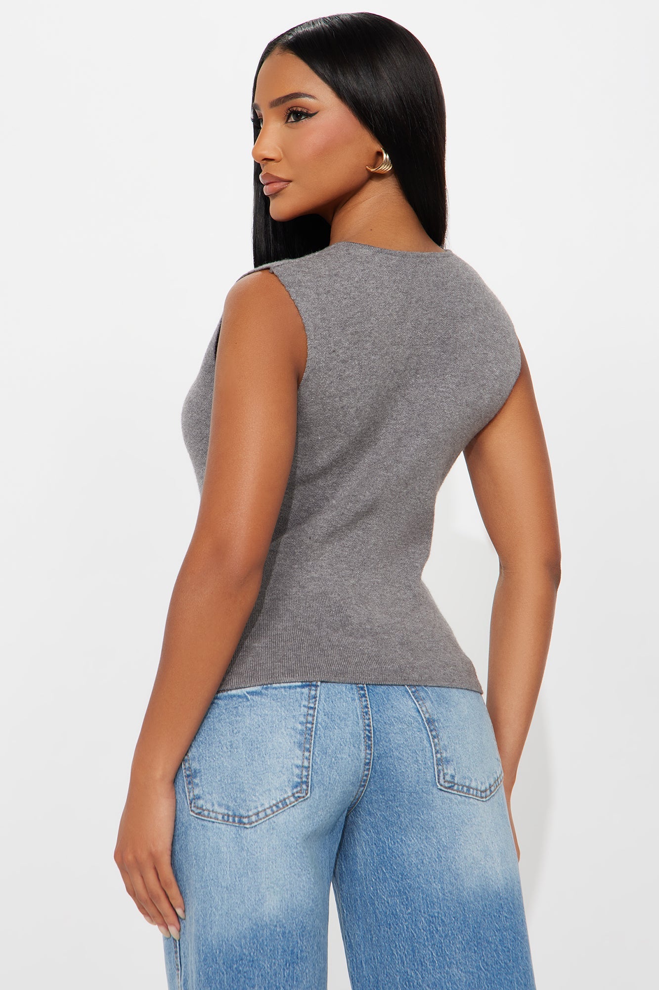 Look Closer Hardware Vest - Charcoal