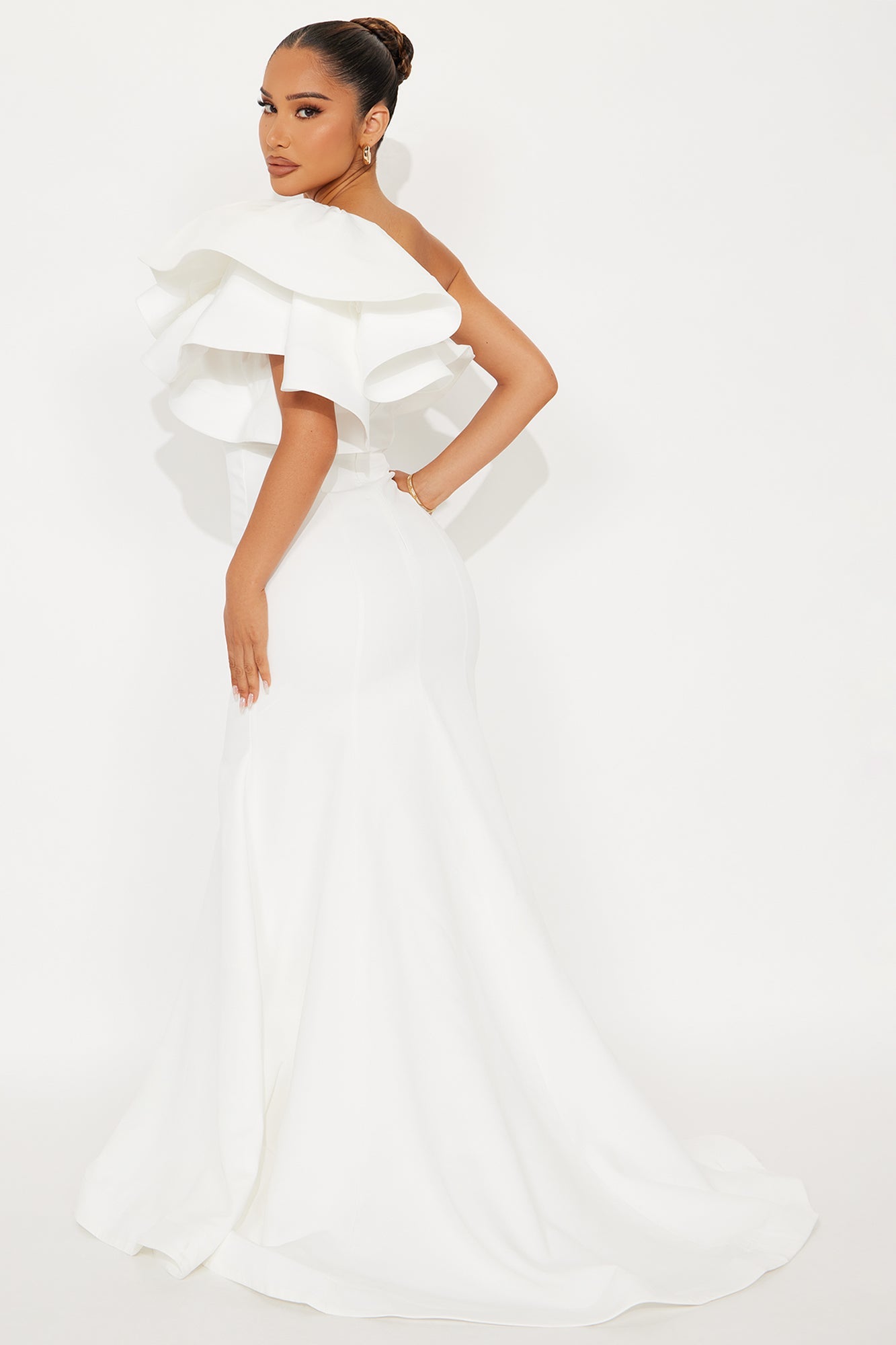 Guiselle Mermaid Maxi Gown - White