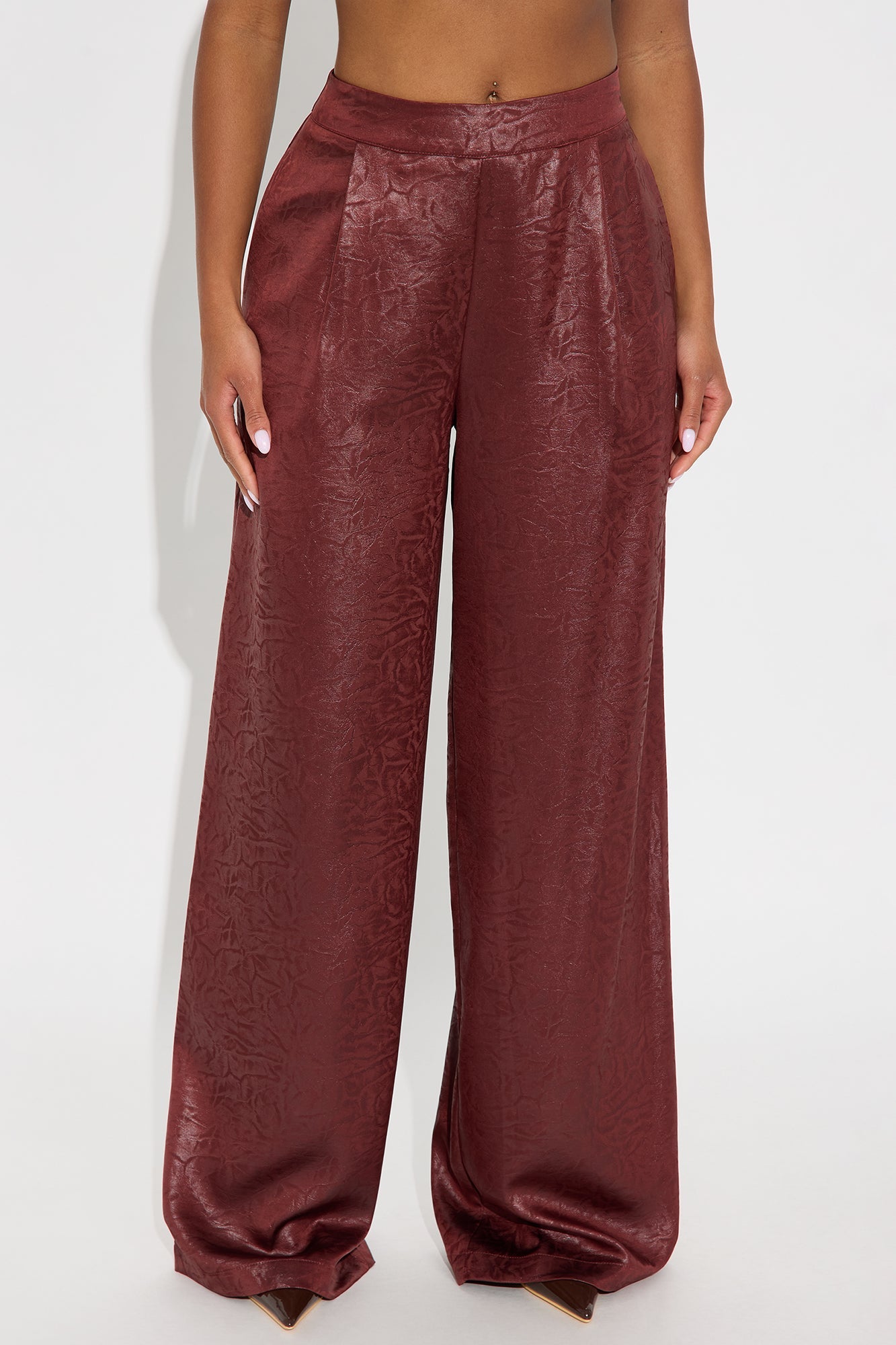 Sydney Textured Satin Wide Leg Pant 33 - Wine