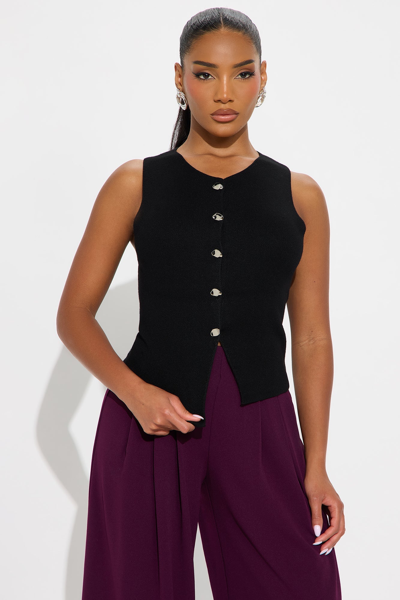 Coffee Date Hardware Sweater Vest - Black