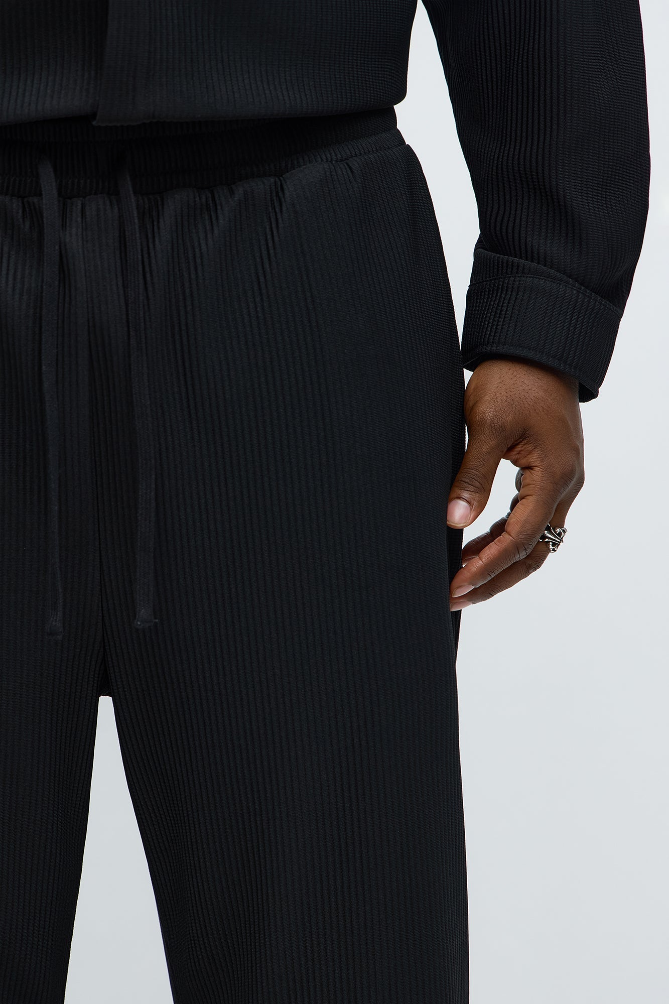 Show Up Relaxed Pant - Black