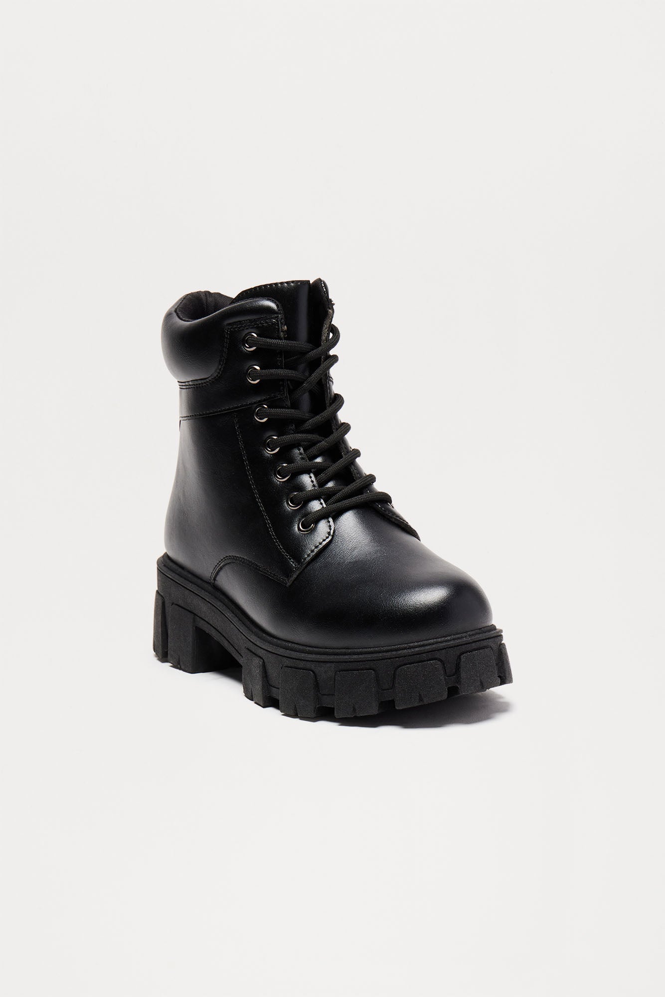 Saylor Combat Boots - Black