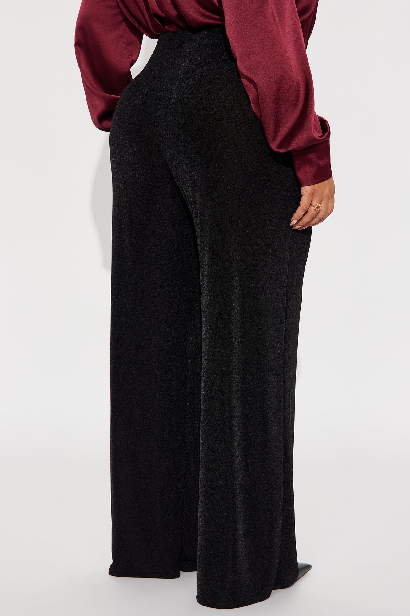 Not Your Average Slinky Wide Leg Pant 32″ - Black