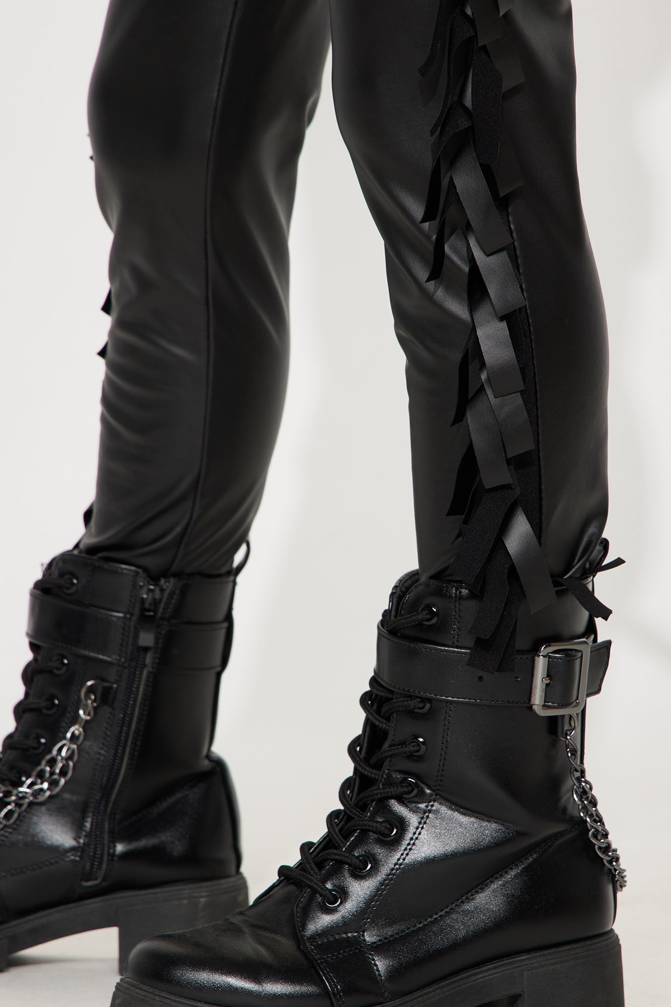 Mini Shaking It Fringe Legging - Black