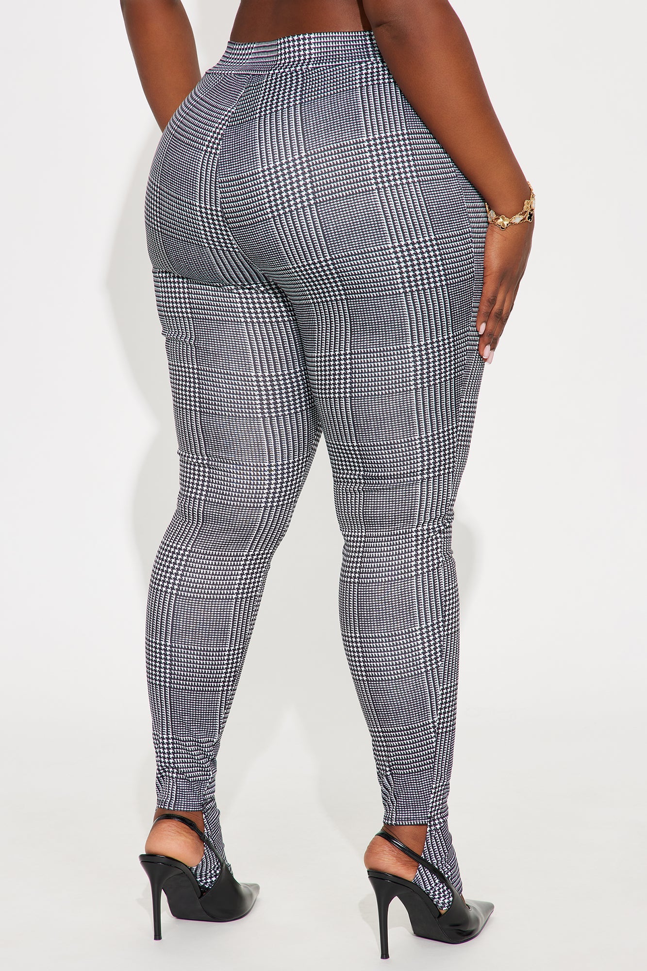 Clearly Focused On You Houndstooth Footed Legging - Black/White