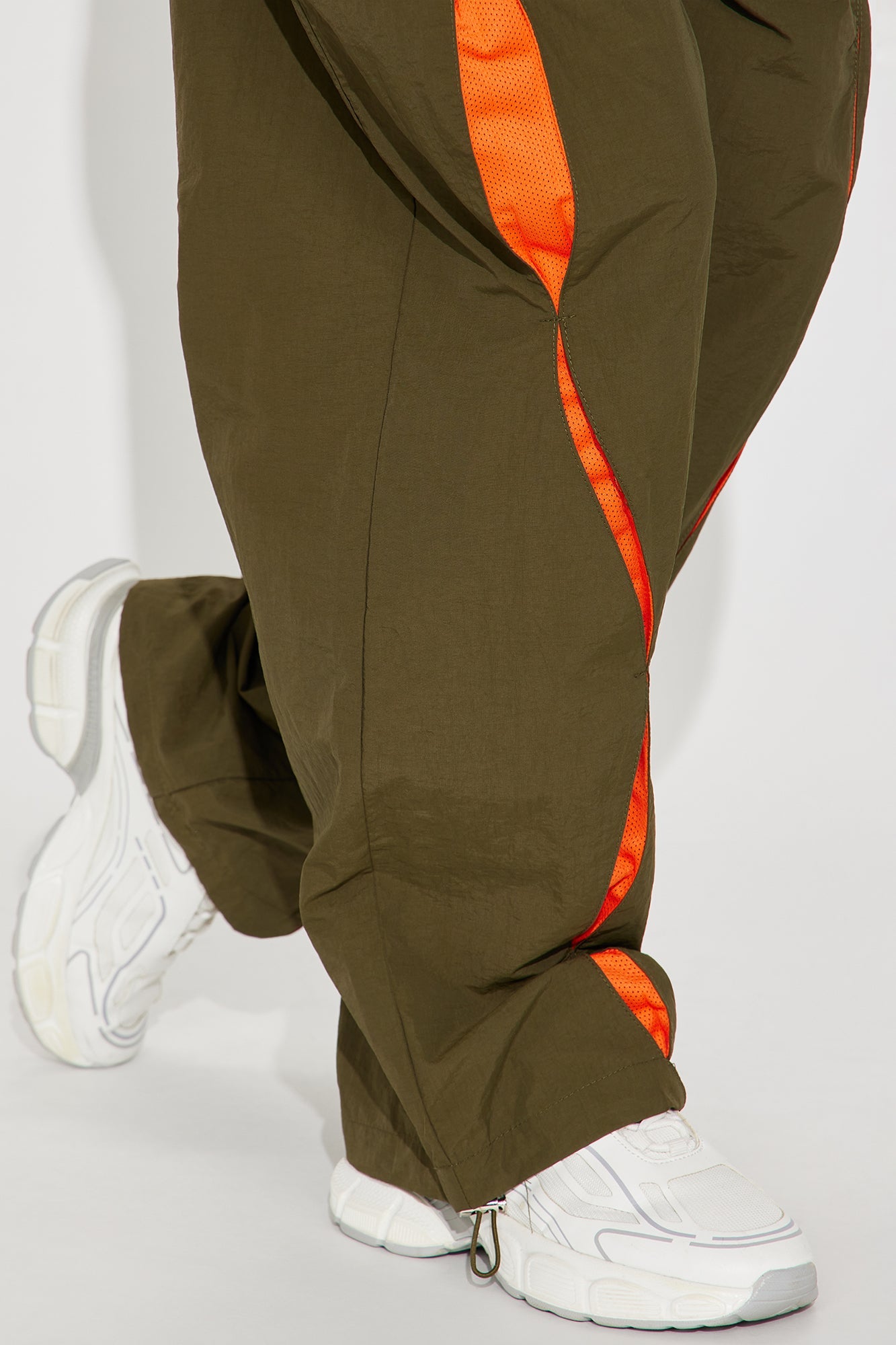 Catch Up To Me Windbreaker Jogger Pant - Olive/combo