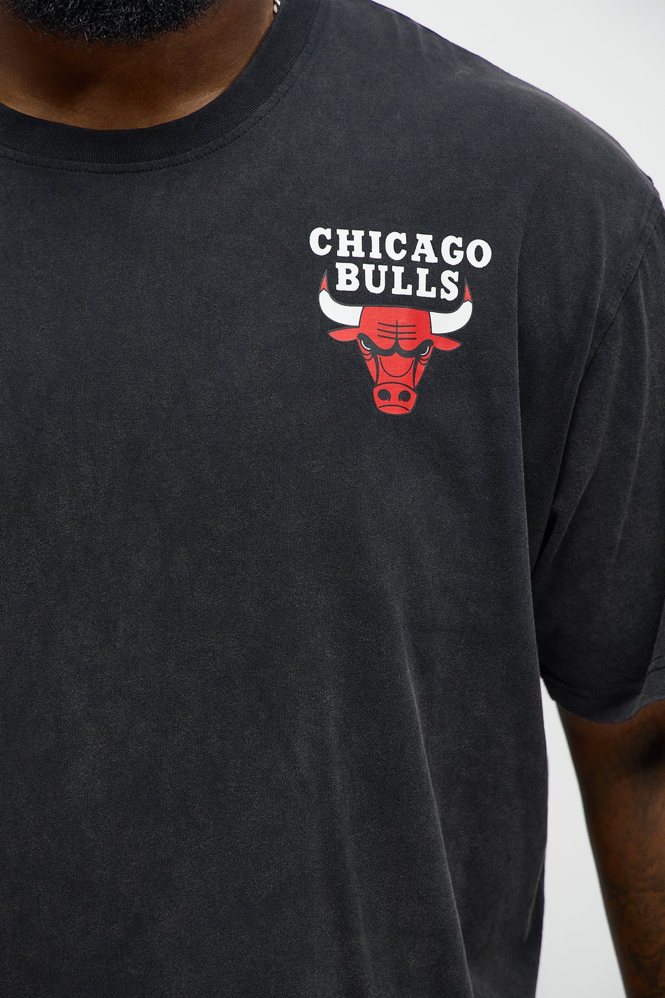 Bulls Freethrow Oversized Short Sleeve Tee - Black