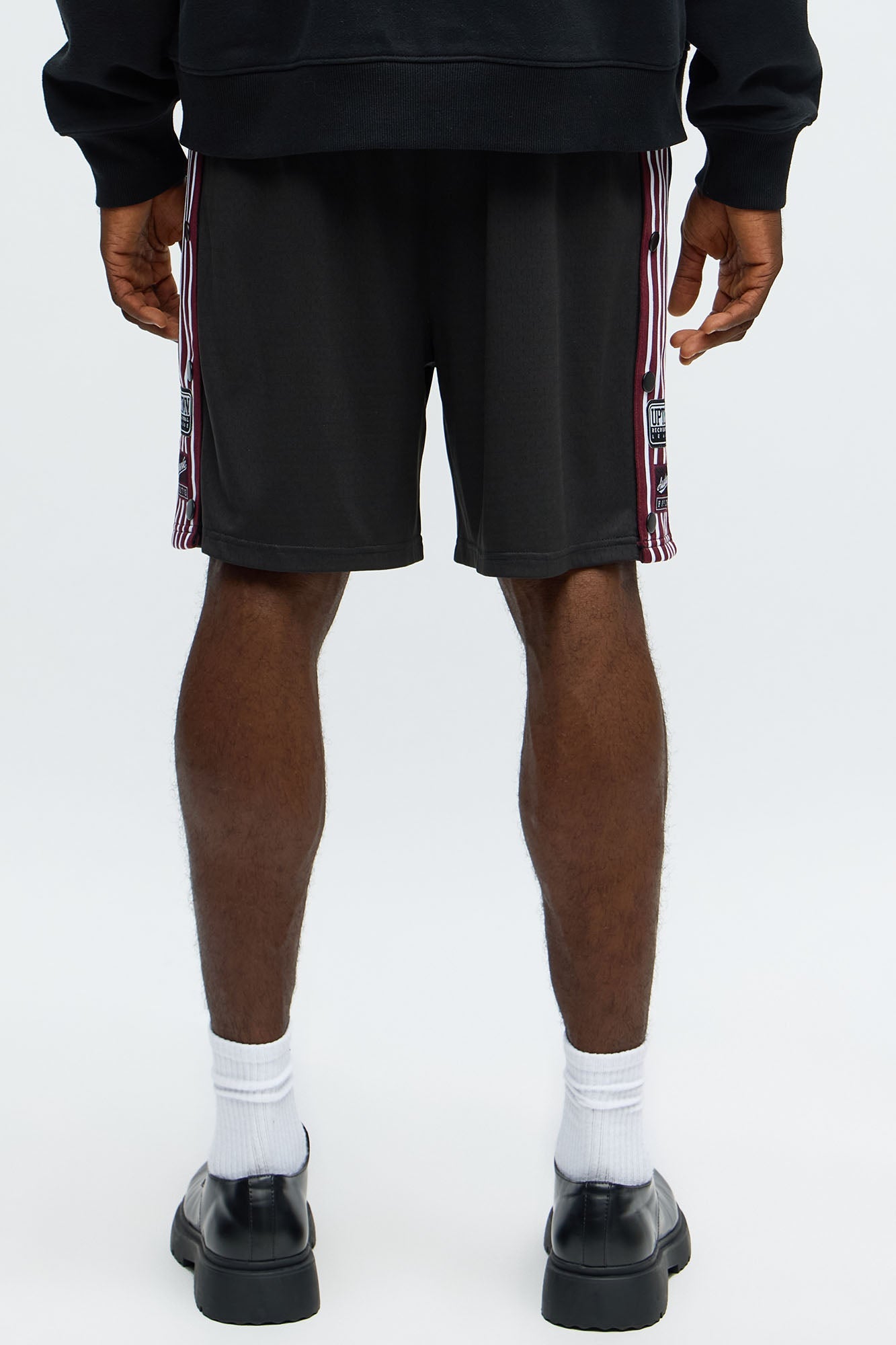 Relaxed H Button Short - Black