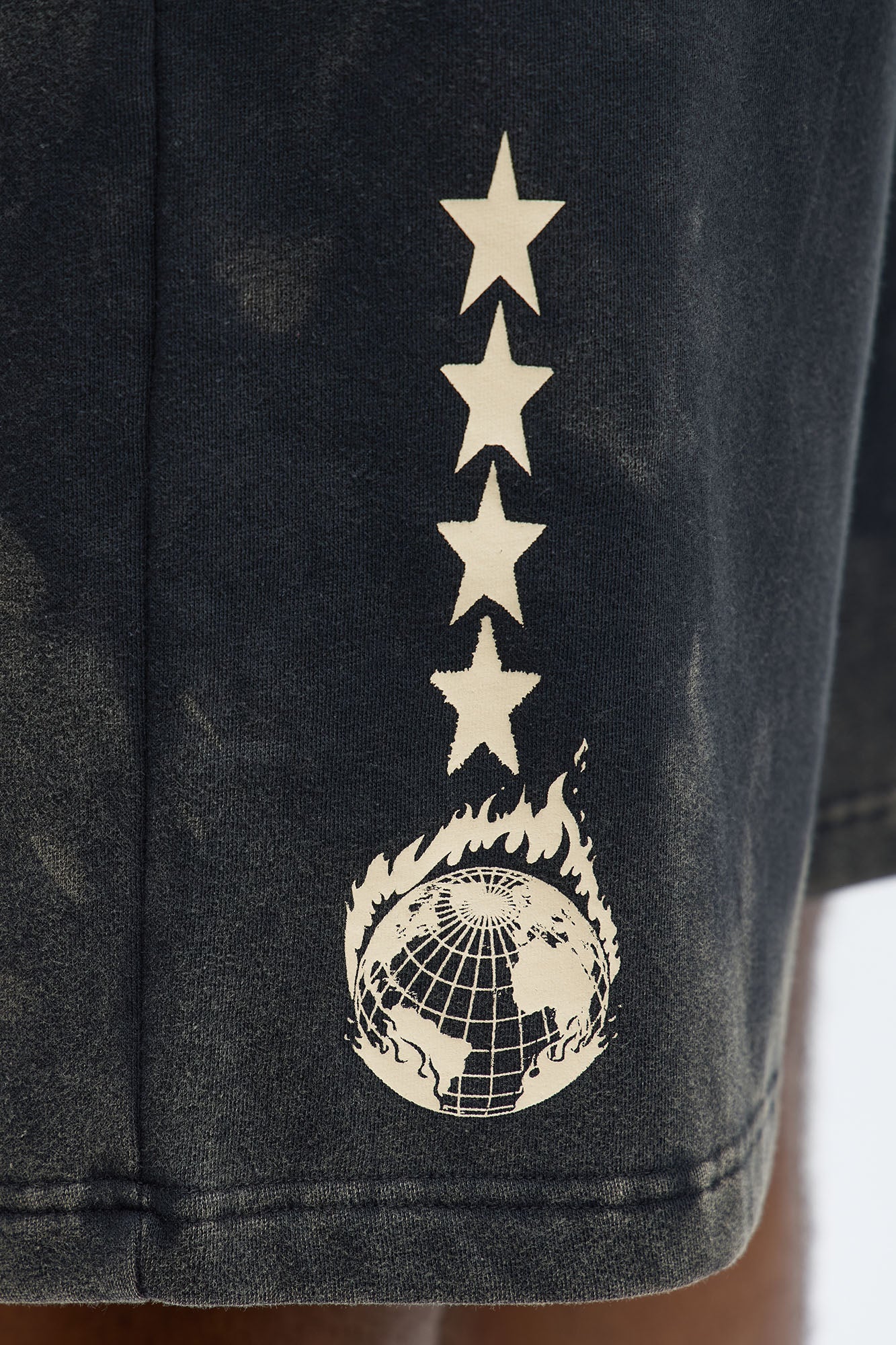 Brutalism With Stars Sweatshort - Black/combo