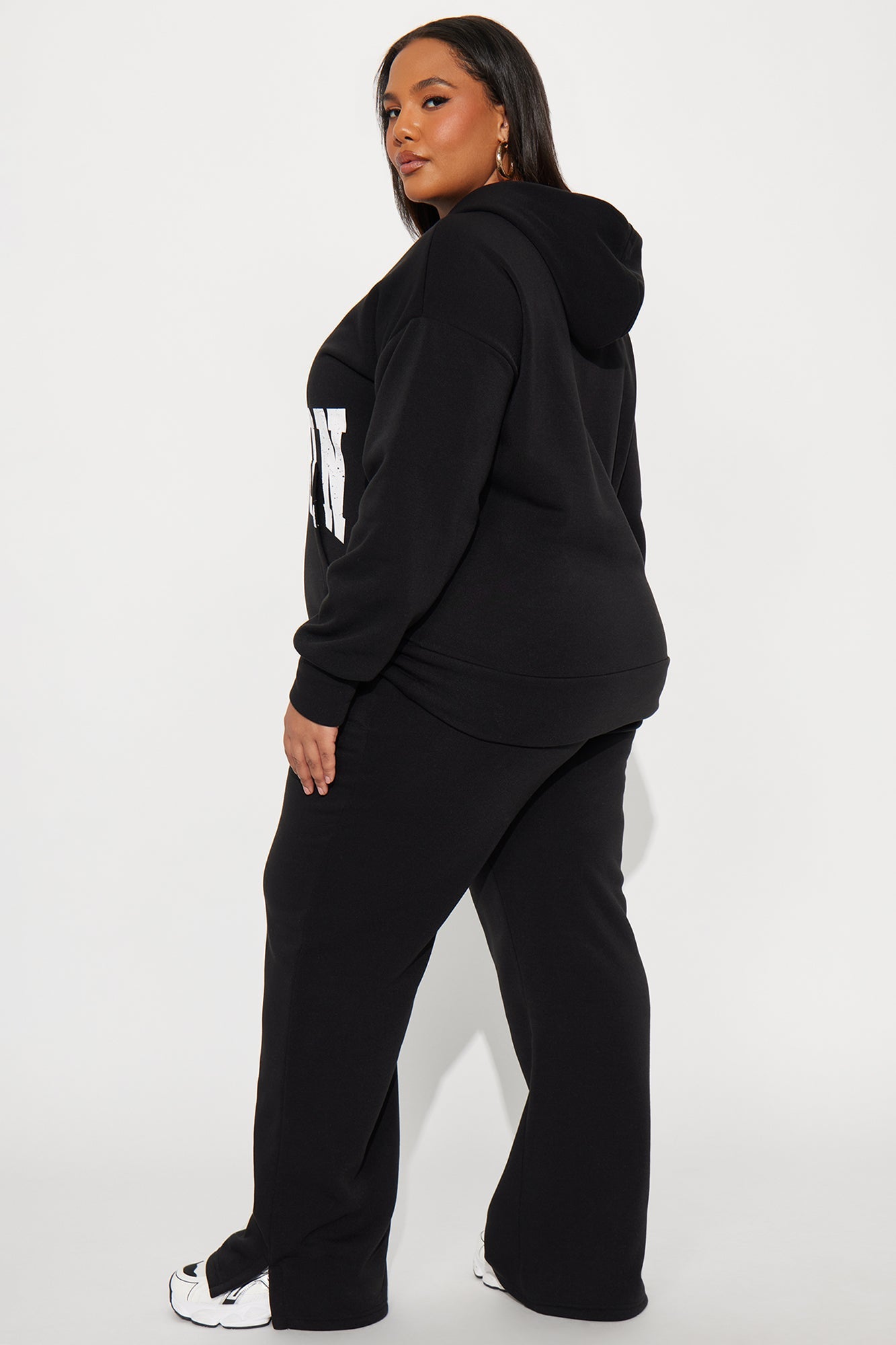 Setting Intentions Fleece Sweatsuit Set - Black