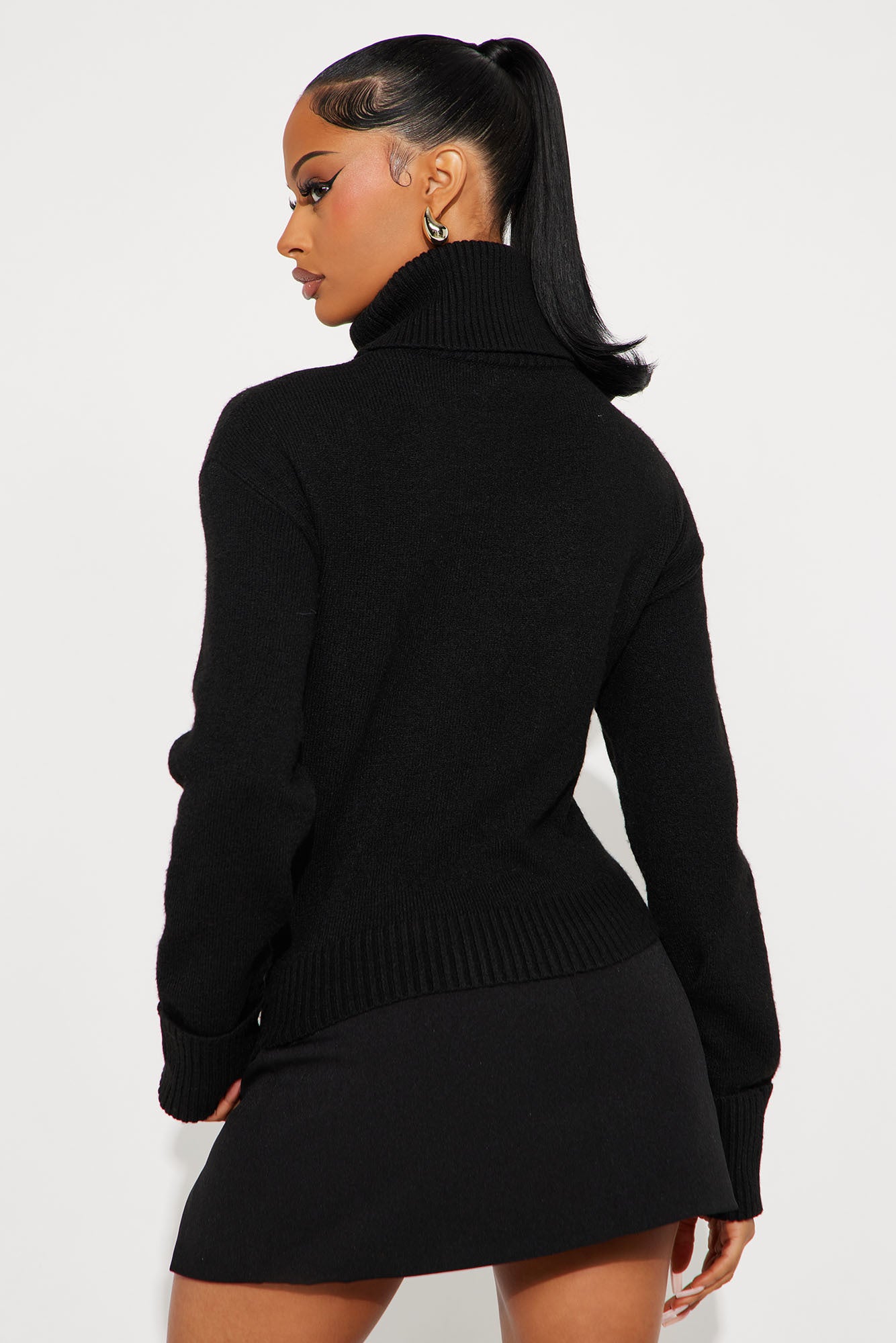 Healing Therapy Turtle Neck Sweater - Black