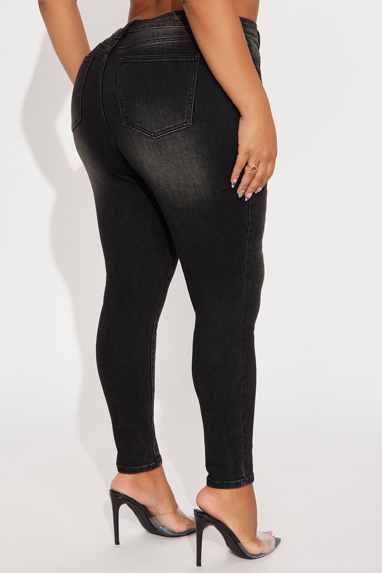 In Forme Ankle Skinny Jeans - Black Wash