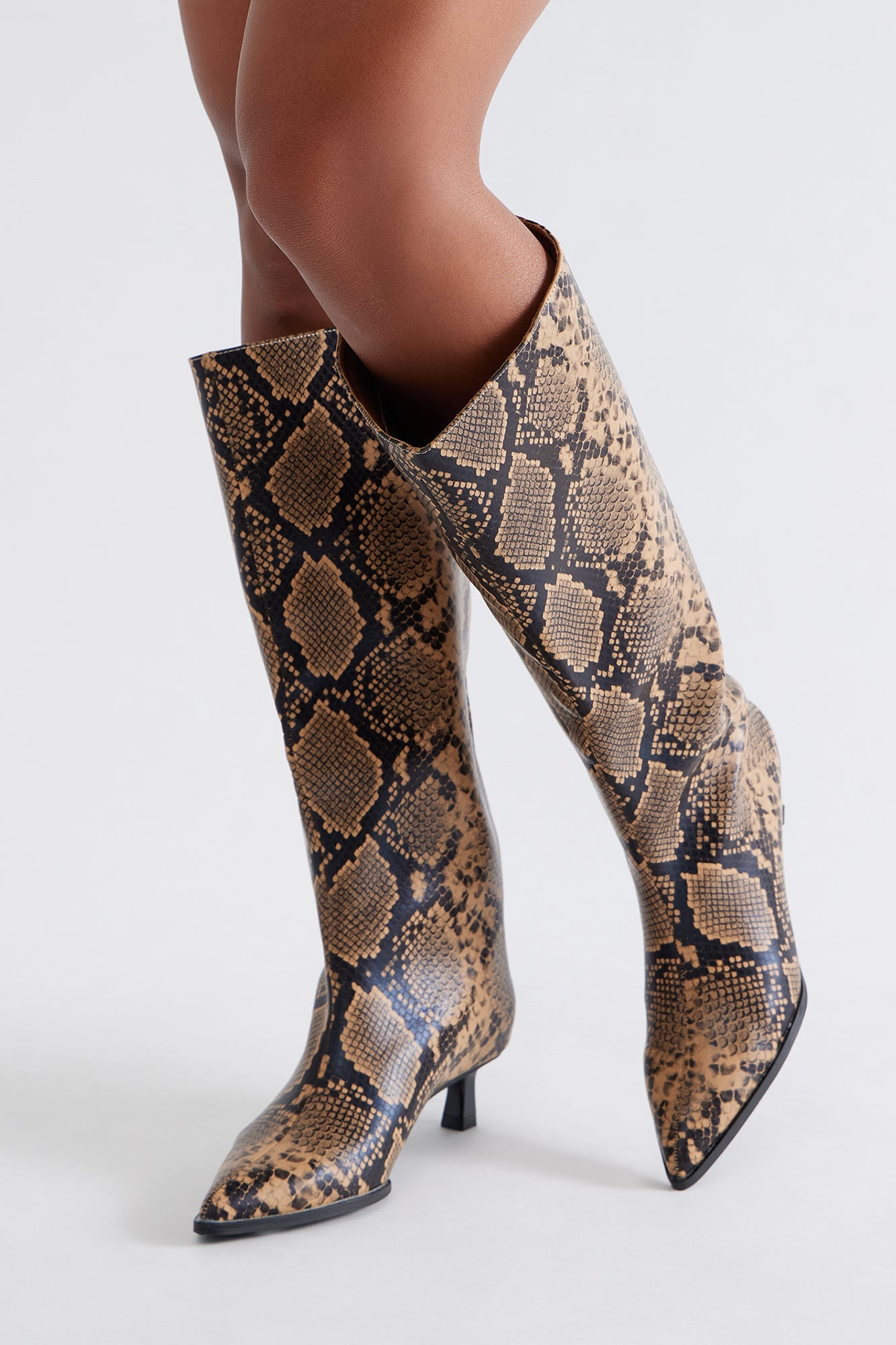Mojave Desert Kitten Heel Boots - Tan/Multi