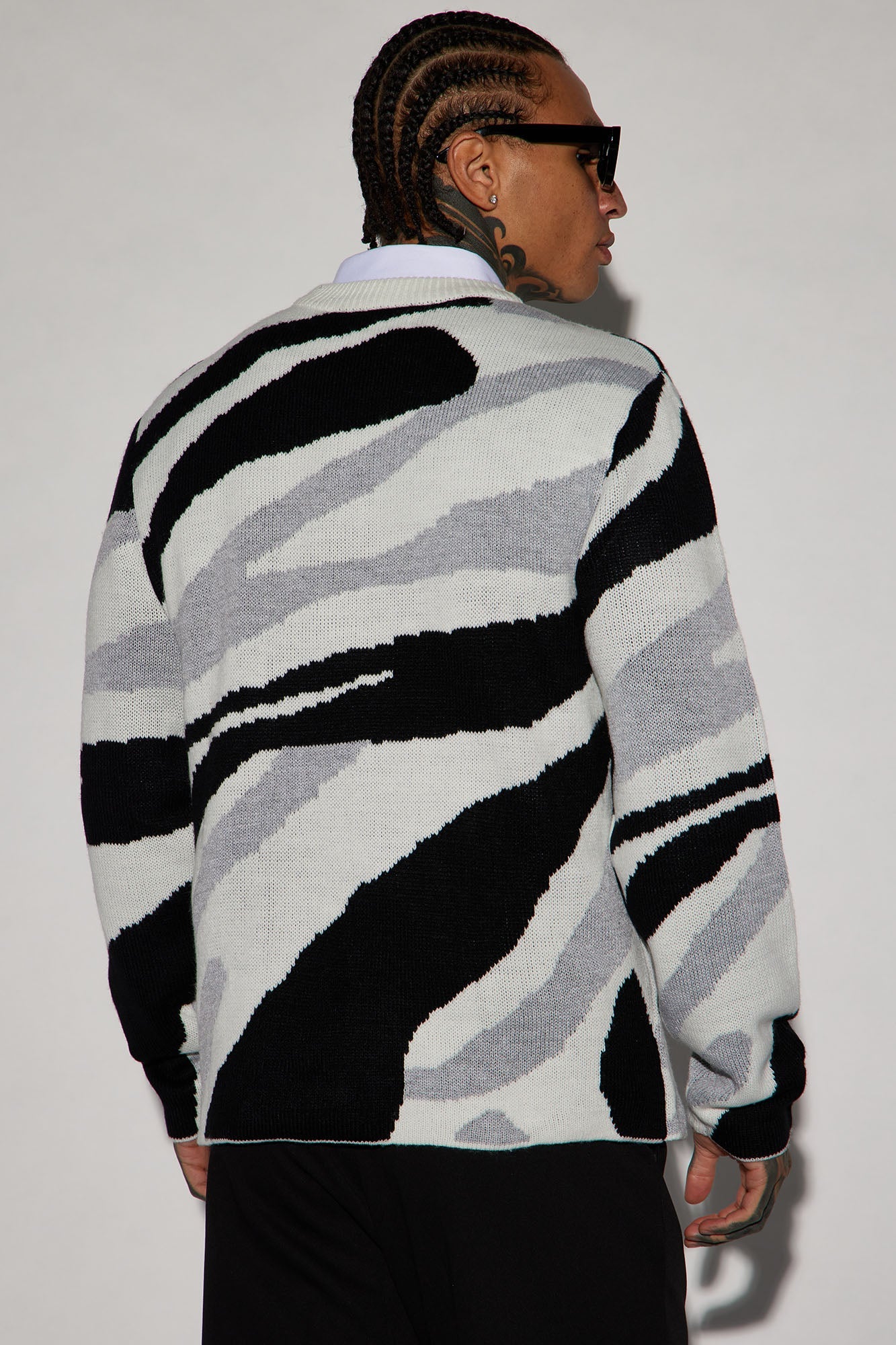 Set The Vibe Sweater - White