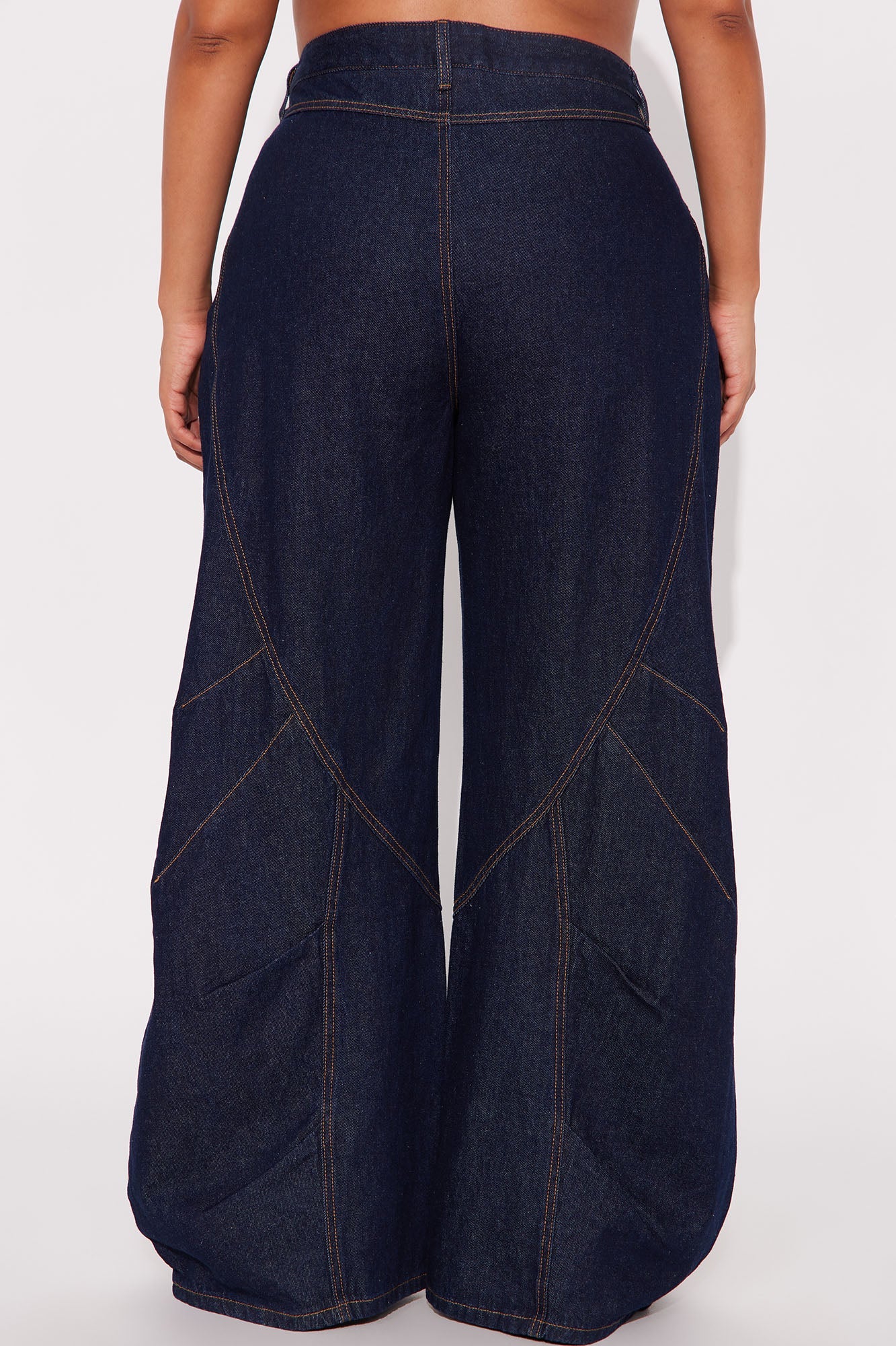 Asher Barrel Leg Jeans - Dark Wash