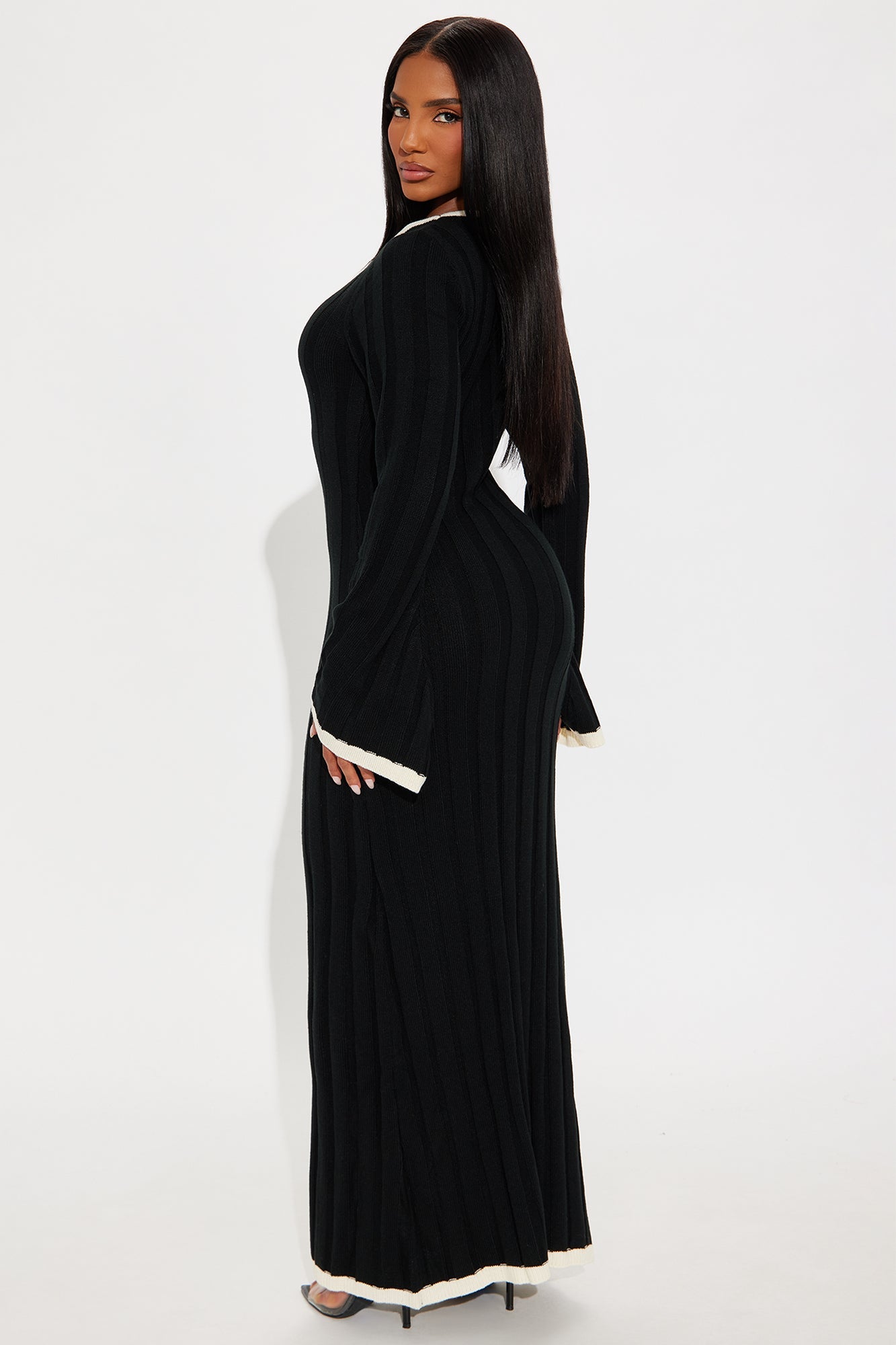 Deeply Valued Sweater Maxi Dress - Black/White