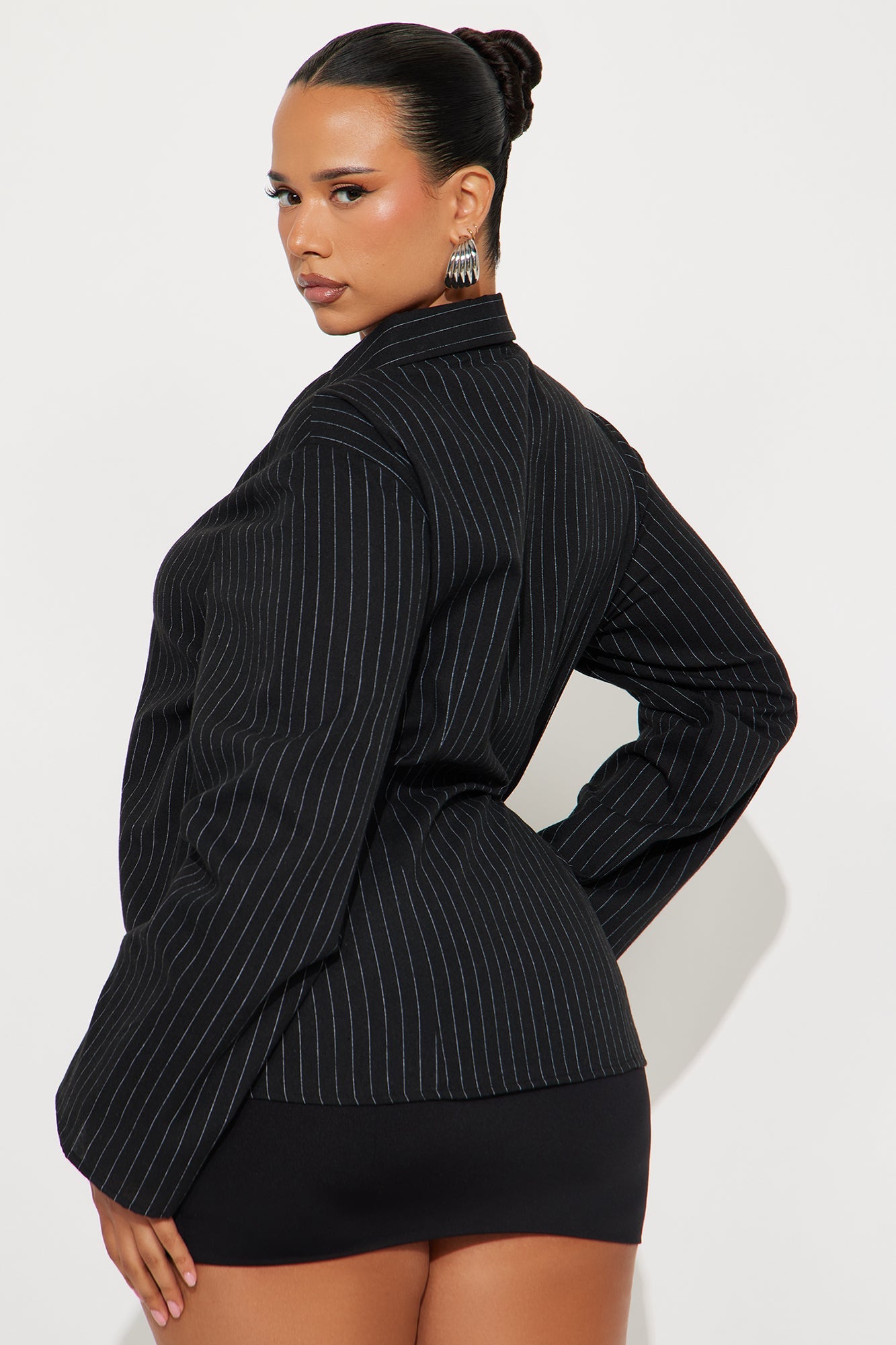 Way She Walks Pinstripe Shirt - Black/White