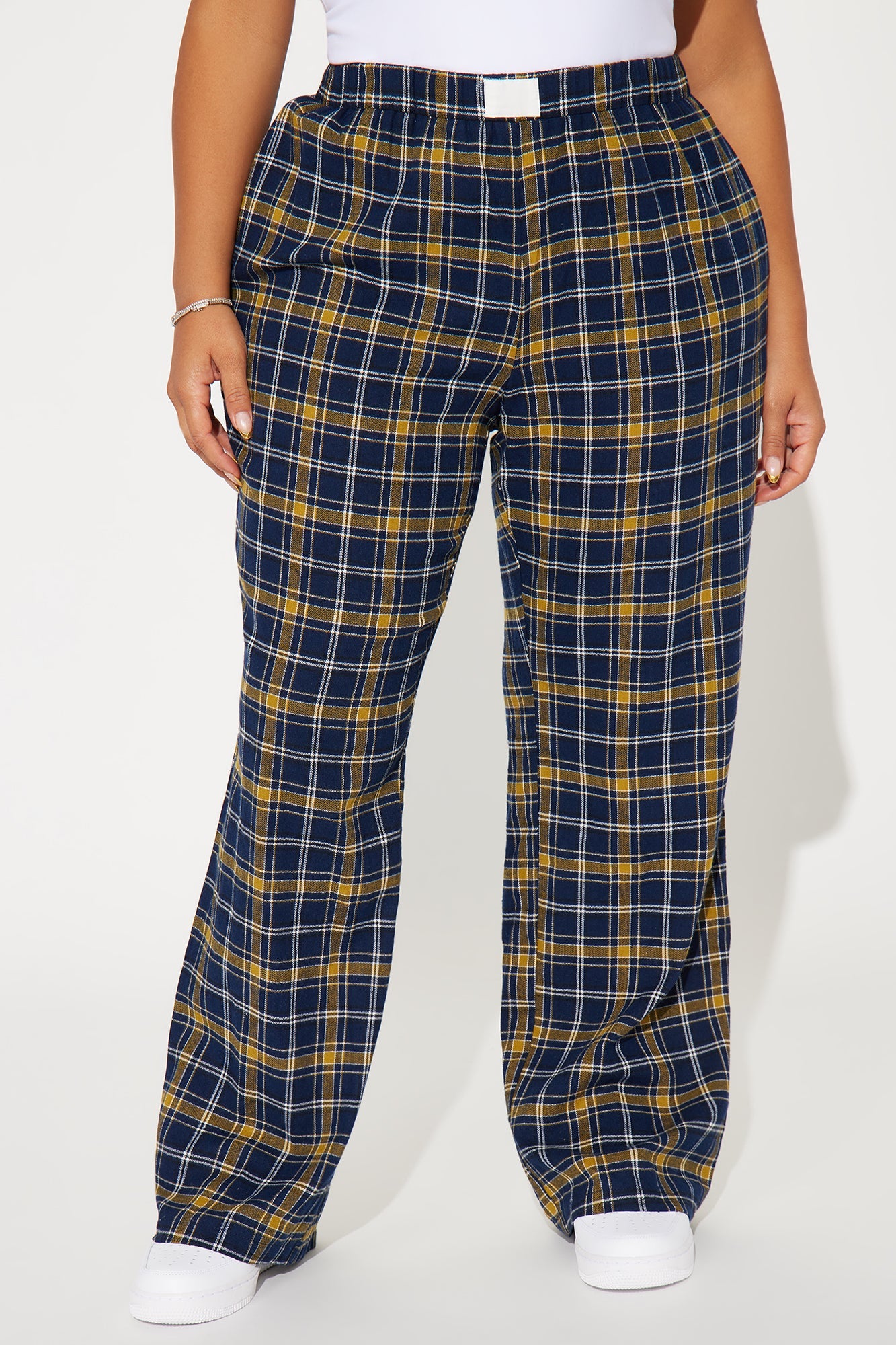 Feeling Casual Plaid Boxer Pant - Navy/combo