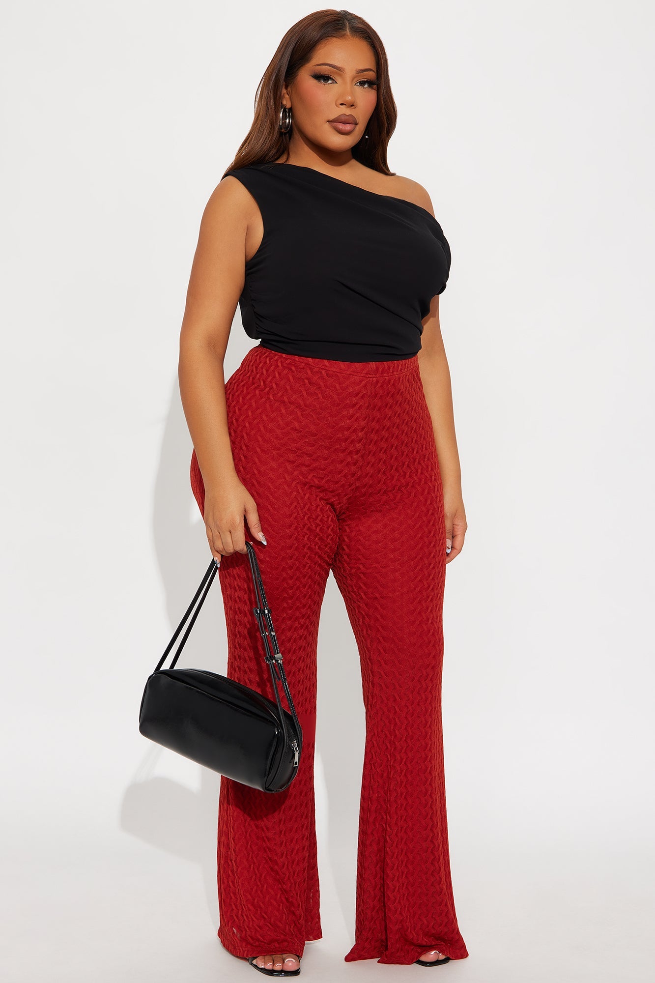 Nikki Textured Flare Pant 33″ - Red